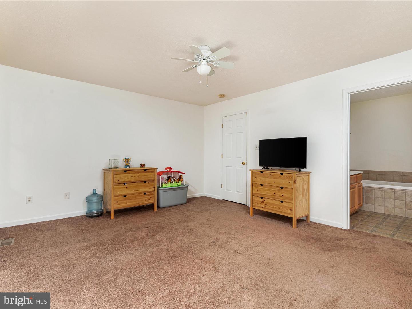 139 MAPLE AVE, MOUNT JACKSON, Virginia 22842, 3 Bedrooms Bedrooms, ,2 BathroomsBathrooms,Residential,For sale,139 MAPLE AVE,VASH2012062 MLS # VASH2012062