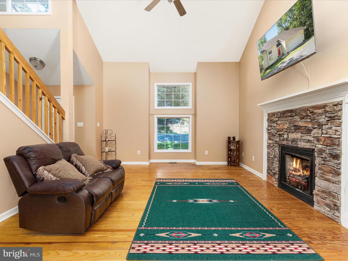 139 MAPLE AVE, MOUNT JACKSON, Virginia 22842, 3 Bedrooms Bedrooms, ,2 BathroomsBathrooms,Residential,For sale,139 MAPLE AVE,VASH2012062 MLS # VASH2012062