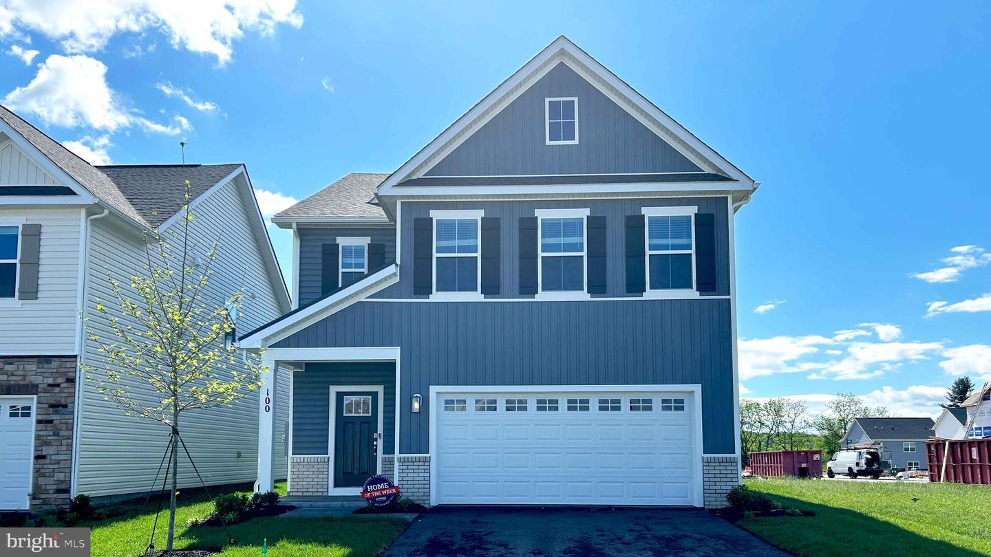 214 MUNSEE CIR, WINCHESTER, Virginia 22602, 5 Bedrooms Bedrooms, ,3 BathroomsBathrooms,Residential,For sale,214 MUNSEE CIR,VAFV2035580 MLS # VAFV2035580