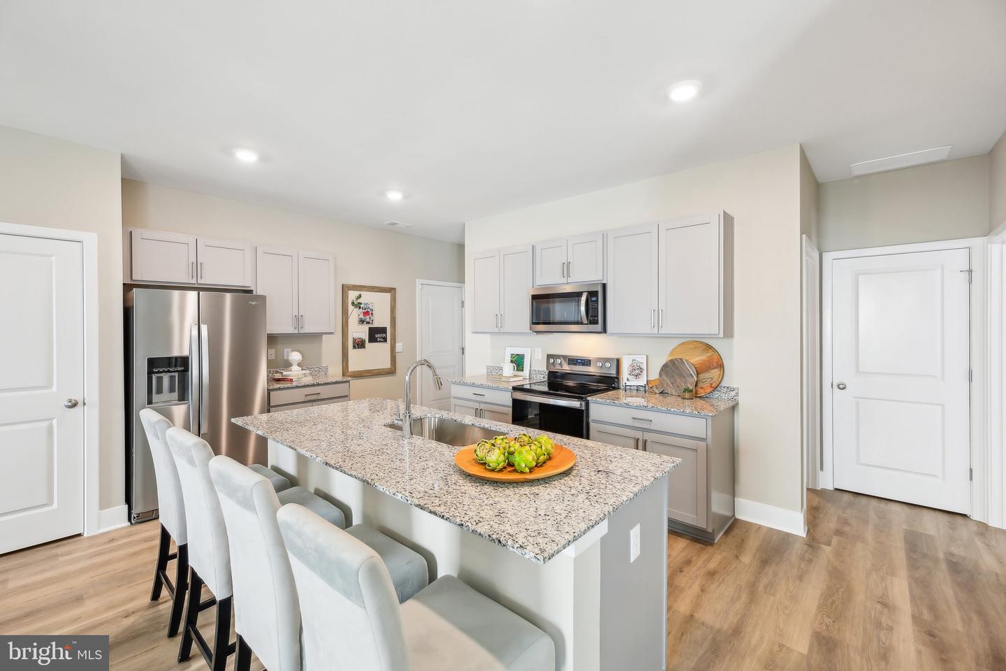 214 MUNSEE CIR, WINCHESTER, Virginia 22602, 5 Bedrooms Bedrooms, ,3 BathroomsBathrooms,Residential,For sale,214 MUNSEE CIR,VAFV2035580 MLS # VAFV2035580