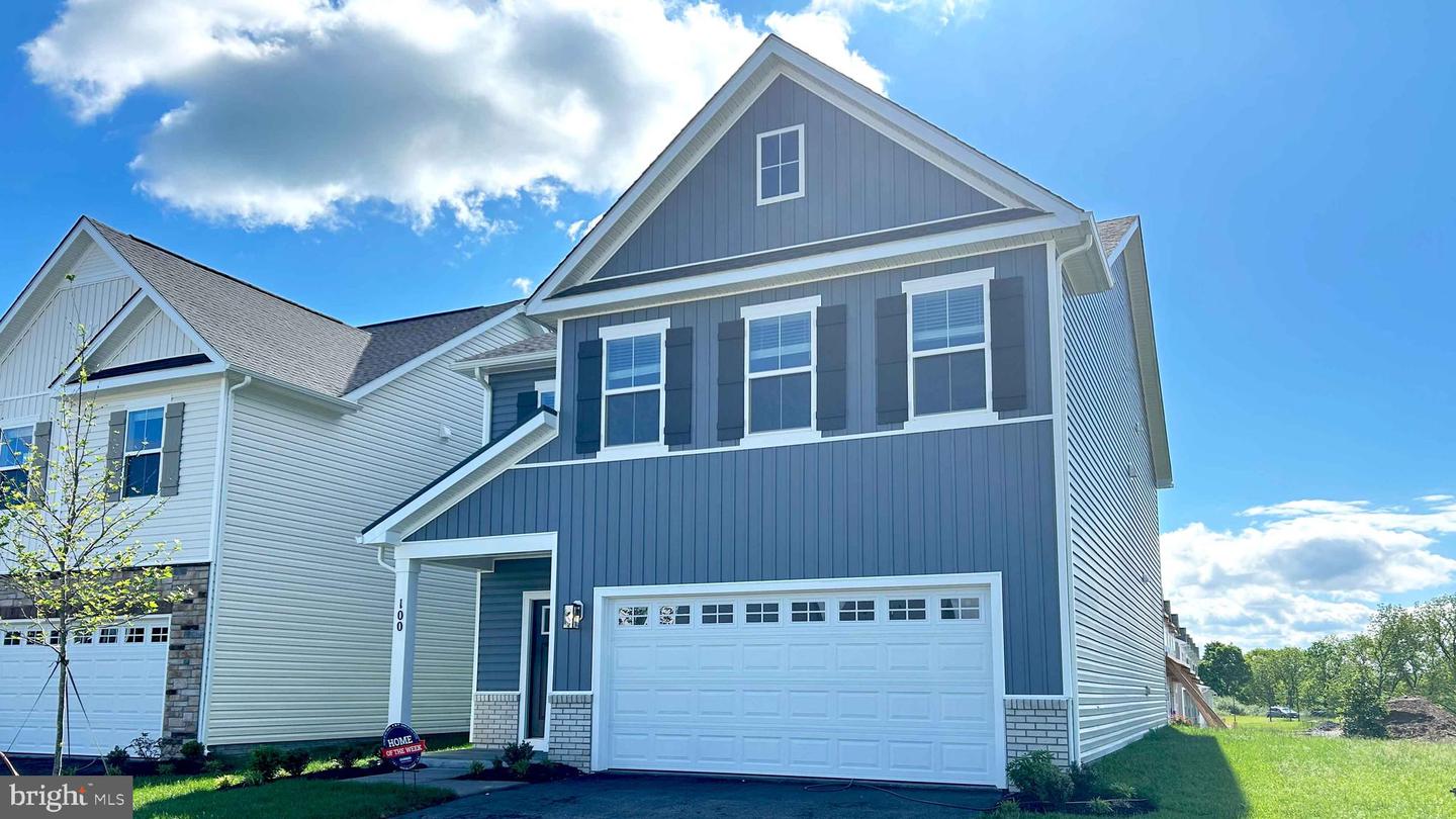 214 MUNSEE CIR, WINCHESTER, Virginia 22602, 5 Bedrooms Bedrooms, ,3 BathroomsBathrooms,Residential,For sale,214 MUNSEE CIR,VAFV2035580 MLS # VAFV2035580