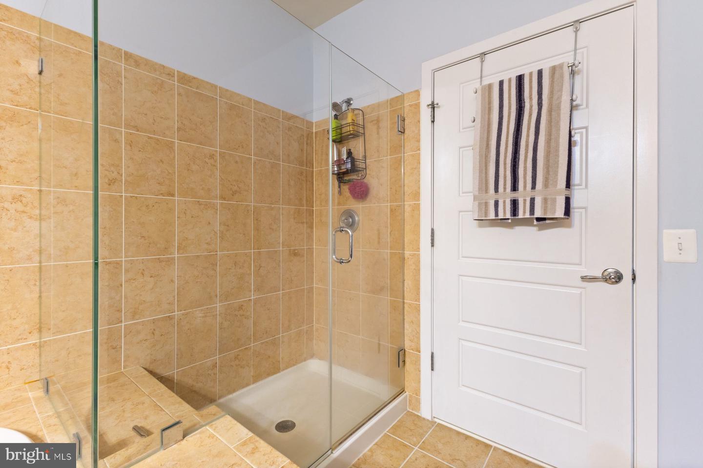 8435 PEACE LILY CT #314, LORTON, Virginia 22079, 2 Bedrooms Bedrooms, 6 Rooms Rooms,2 BathroomsBathrooms,Residential,For sale,8435 PEACE LILY CT #314,VAFX2256852 MLS # VAFX2256852