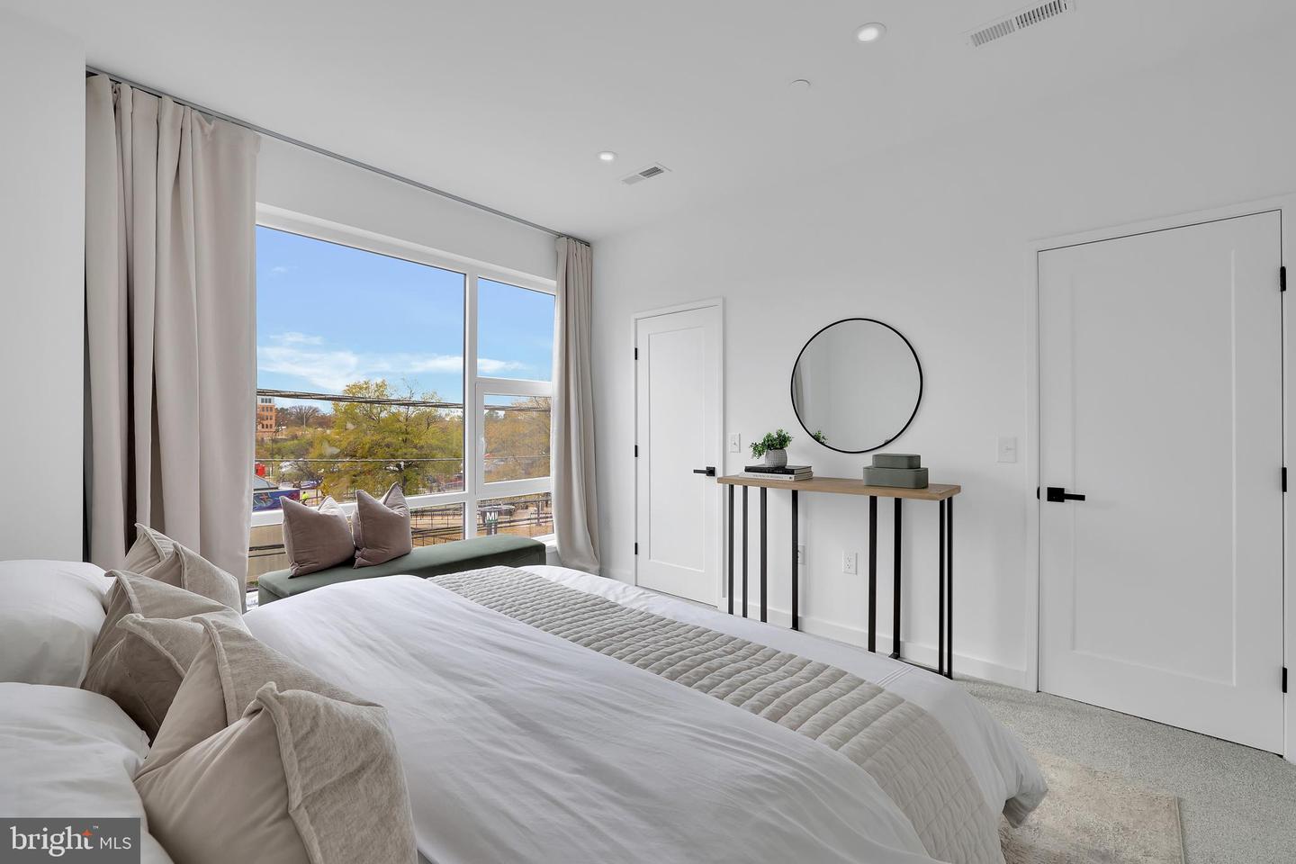 1038 HOWARD RD SE, WASHINGTON, District Of Columbia 20020, 3 Bedrooms Bedrooms, ,3 BathroomsBathrooms,Residential,For sale,1038 HOWARD RD SE,DCDC2166204 MLS # DCDC2166204