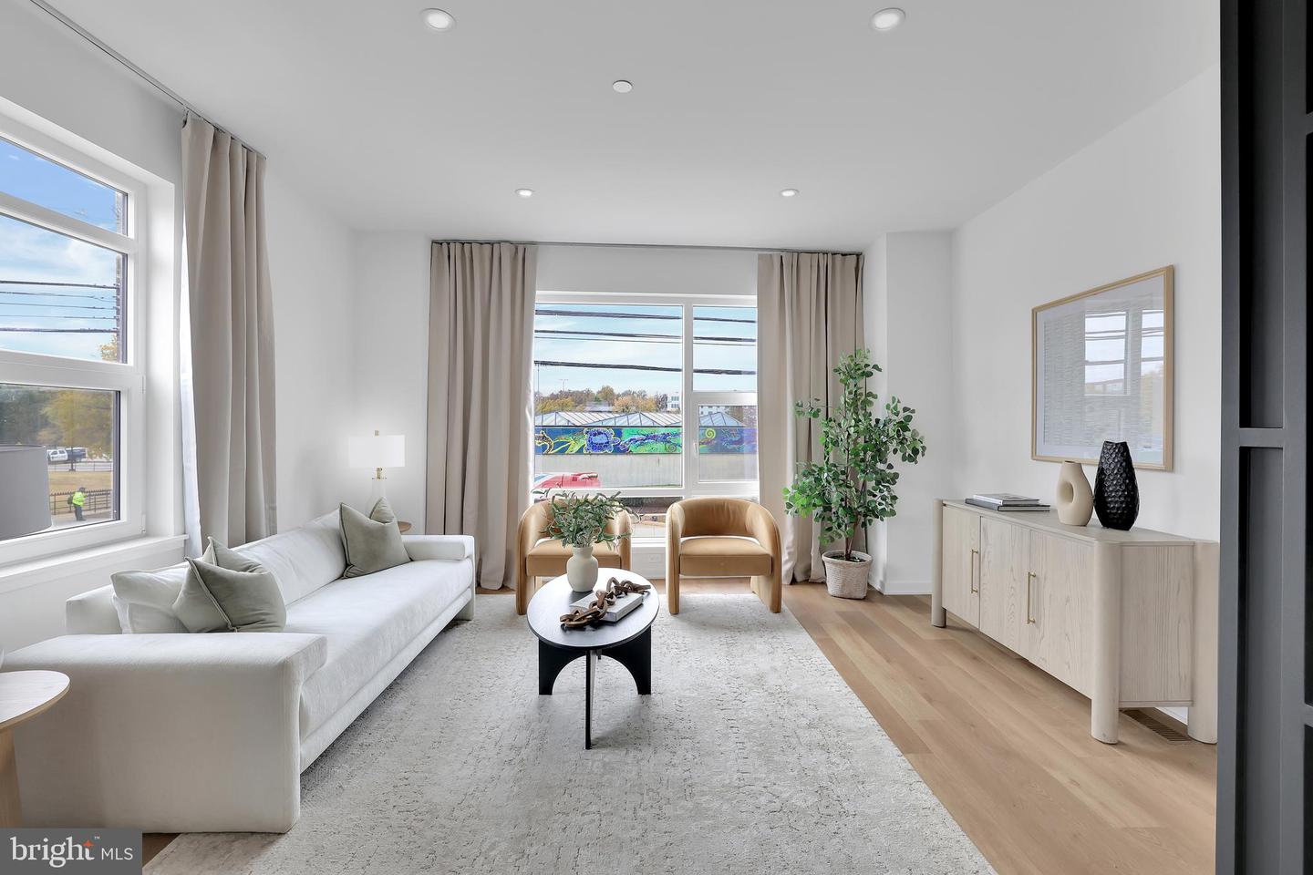 1038 HOWARD RD SE, WASHINGTON, District Of Columbia 20020, 3 Bedrooms Bedrooms, ,3 BathroomsBathrooms,Residential,For sale,1038 HOWARD RD SE,DCDC2166204 MLS # DCDC2166204