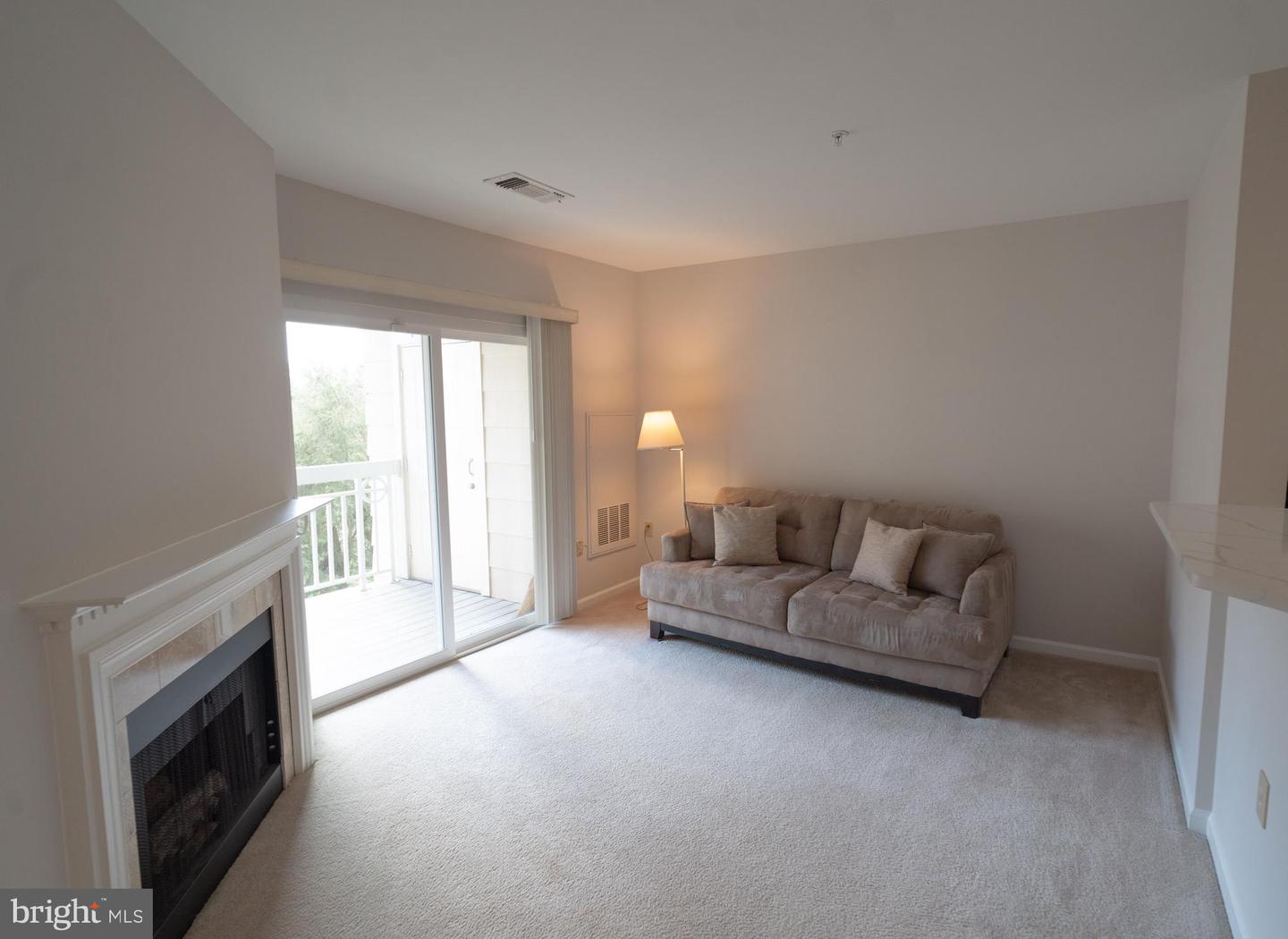 2204 WESTCOURT LN #311, HERNDON, Virginia 20170, 2 Bedrooms Bedrooms, 5 Rooms Rooms,1 BathroomBathrooms,Residential,For sale,2204 WESTCOURT LN #311,VAFX2230150 MLS # VAFX2230150