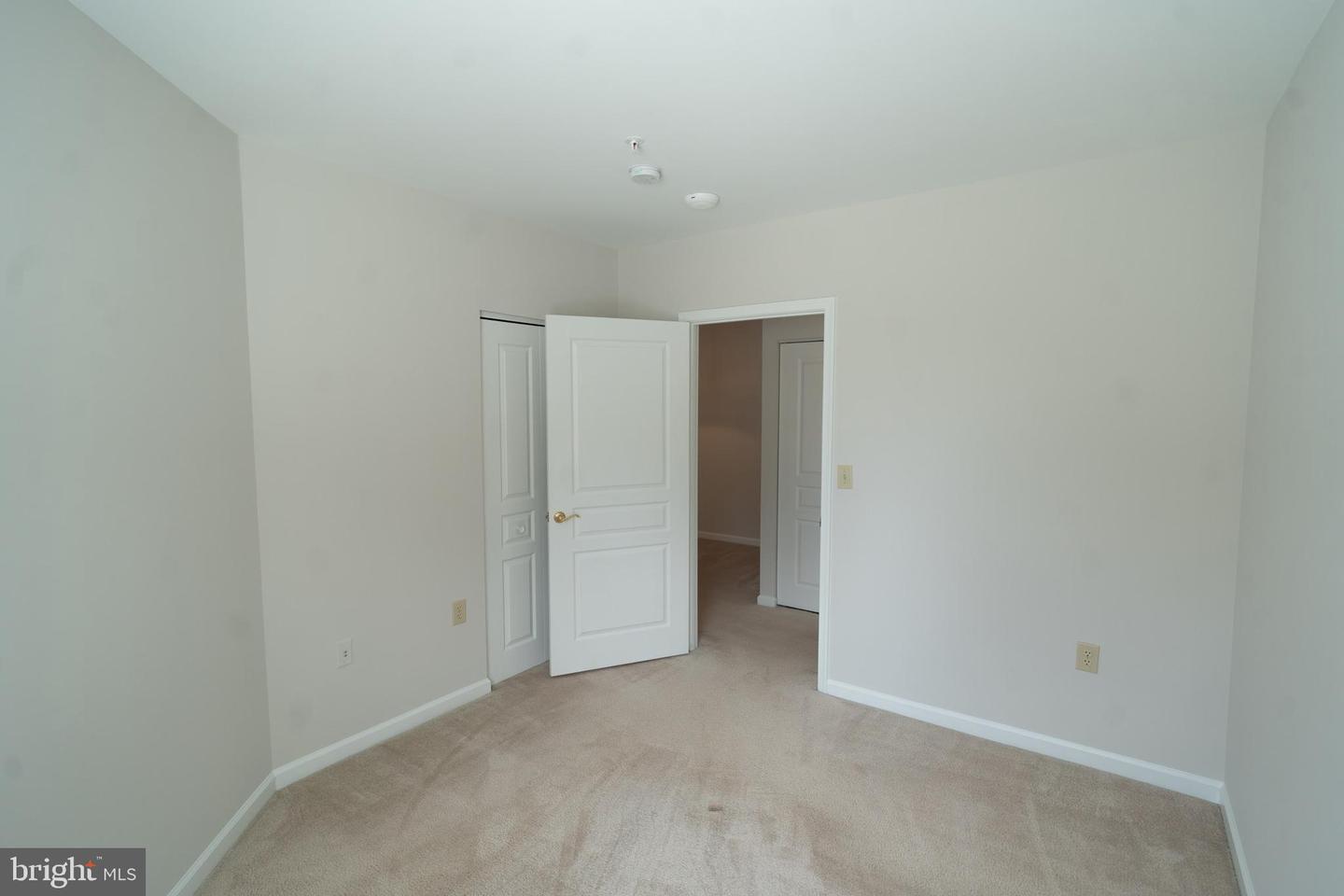 2204 WESTCOURT LN #311, HERNDON, Virginia 20170, 2 Bedrooms Bedrooms, 5 Rooms Rooms,1 BathroomBathrooms,Residential,For sale,2204 WESTCOURT LN #311,VAFX2230150 MLS # VAFX2230150