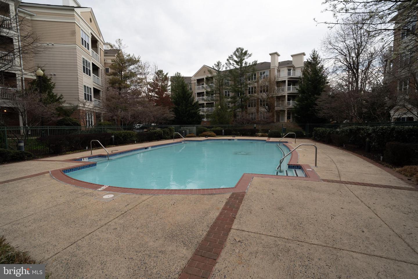 2204 WESTCOURT LN #311, HERNDON, Virginia 20170, 2 Bedrooms Bedrooms, 5 Rooms Rooms,1 BathroomBathrooms,Residential,For sale,2204 WESTCOURT LN #311,VAFX2230150 MLS # VAFX2230150