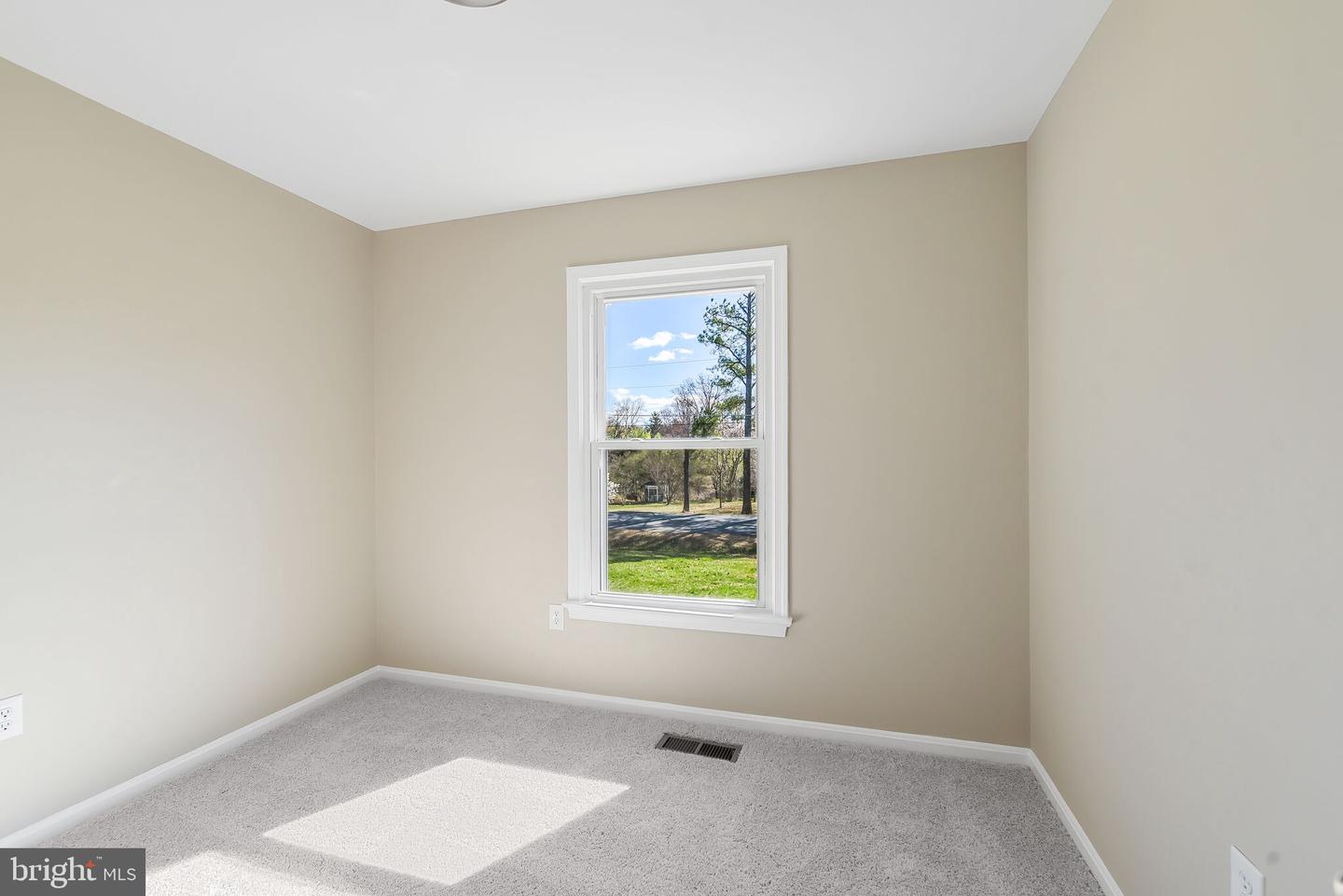 4328 MOUNTAIN VIEW DR, HAYMARKET, Virginia 20169, 5 Bedrooms Bedrooms, ,3 BathroomsBathrooms,Residential,For sale,4328 MOUNTAIN VIEW DR,VAPW2090614 MLS # VAPW2090614