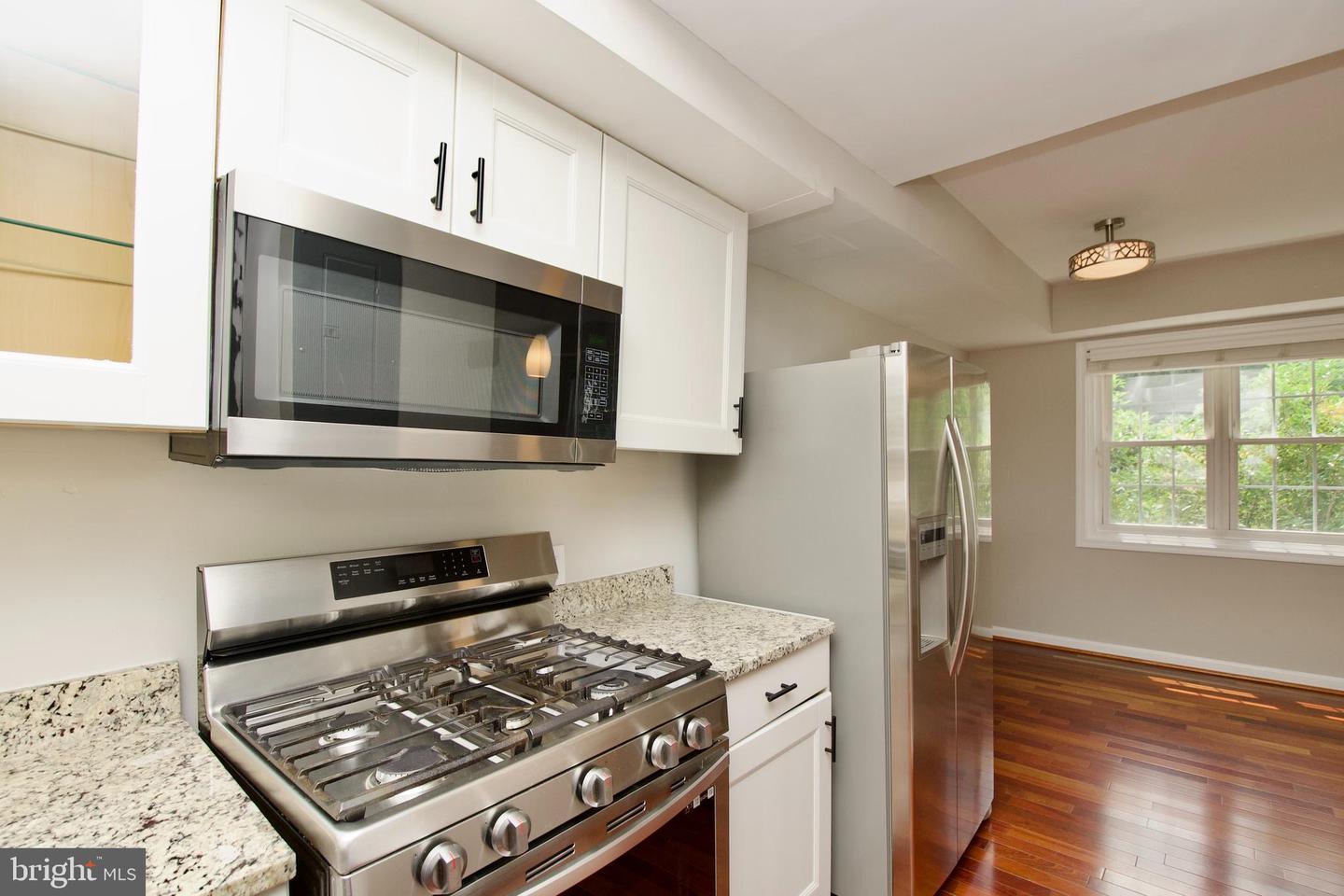 3106 RAVENSWORTH PL, ALEXANDRIA, Virginia 22302, 2 Bedrooms Bedrooms, ,1 BathroomBathrooms,Residential,For sale,3106 RAVENSWORTH PL,VAAX2043340 MLS # VAAX2043340