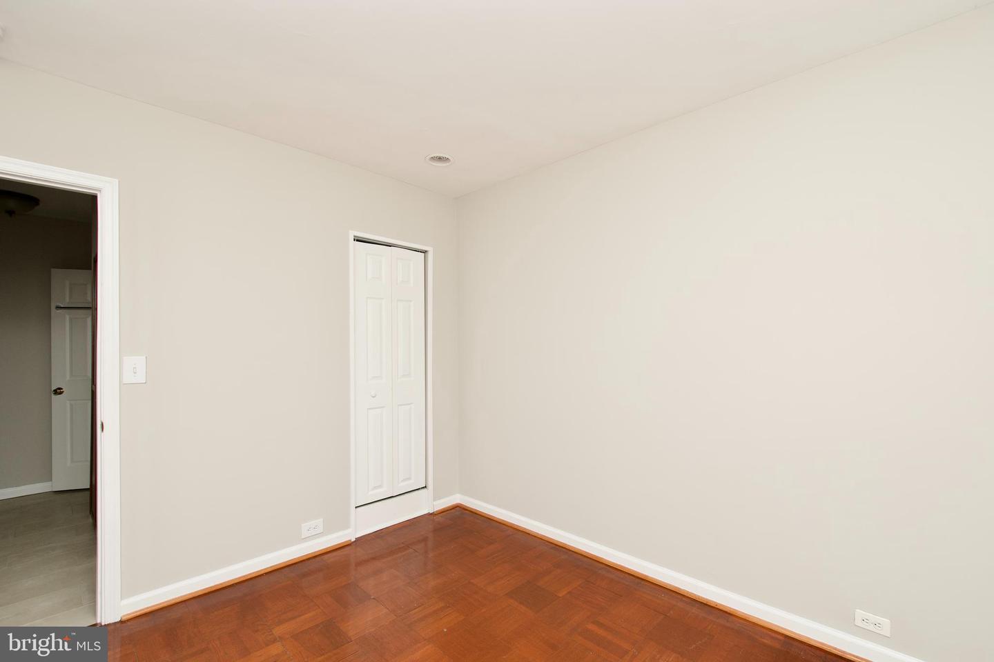 3106 RAVENSWORTH PL, ALEXANDRIA, Virginia 22302, 2 Bedrooms Bedrooms, ,1 BathroomBathrooms,Residential,For sale,3106 RAVENSWORTH PL,VAAX2043340 MLS # VAAX2043340