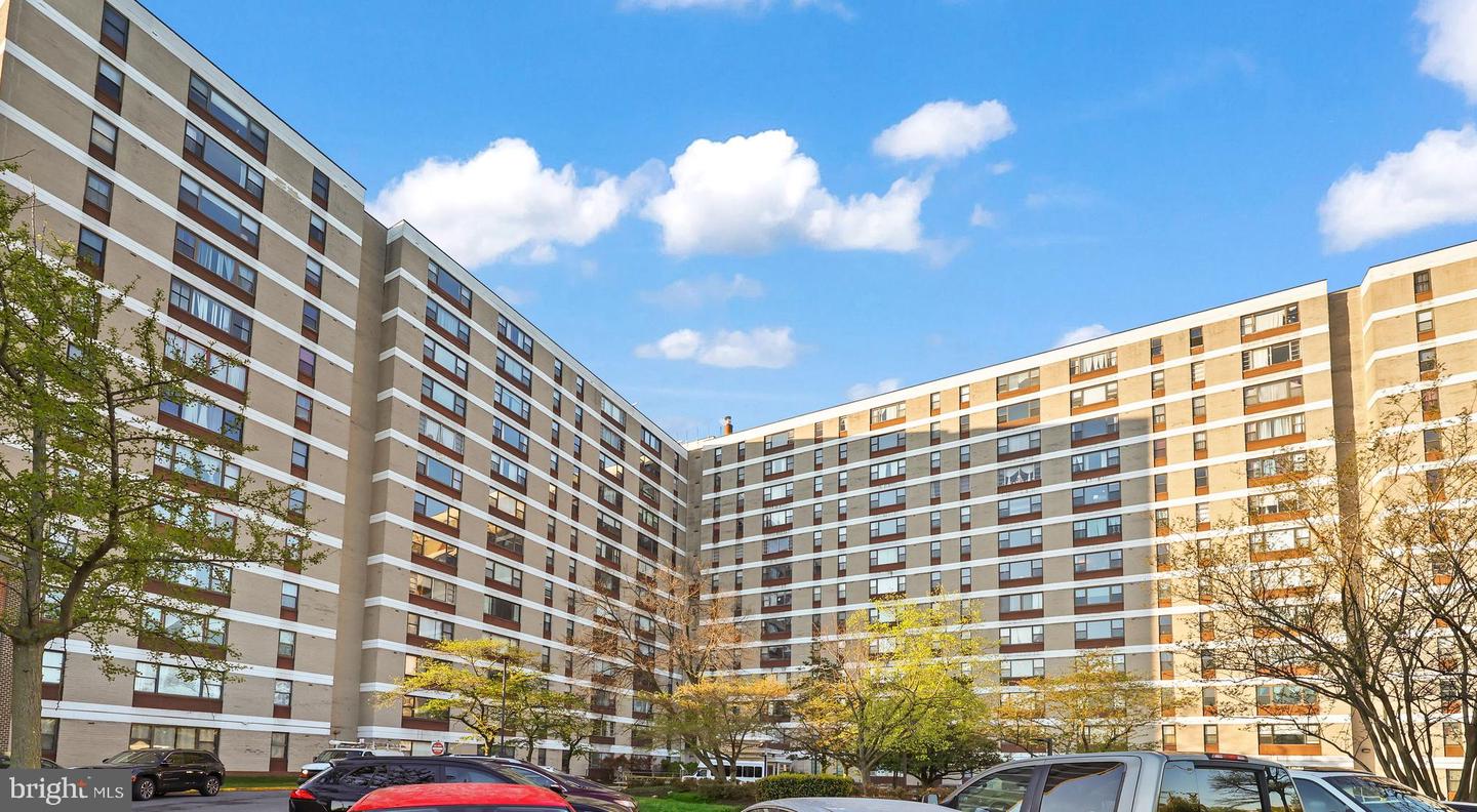 4600 DUKE ST #723, ALEXANDRIA, Virginia 22304, 2 Bedrooms Bedrooms, ,1 BathroomBathrooms,Residential,For sale,4600 DUKE ST #723,VAAX2043748 MLS # VAAX2043748