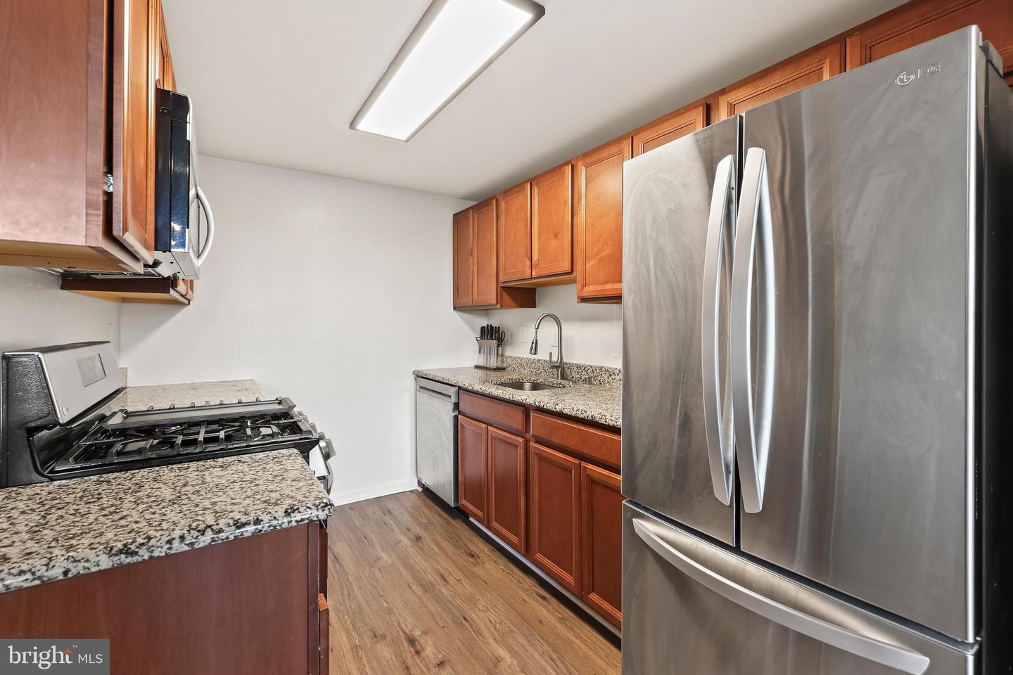 4600 DUKE ST #723, ALEXANDRIA, Virginia 22304, 2 Bedrooms Bedrooms, ,1 BathroomBathrooms,Residential,For sale,4600 DUKE ST #723,VAAX2043748 MLS # VAAX2043748