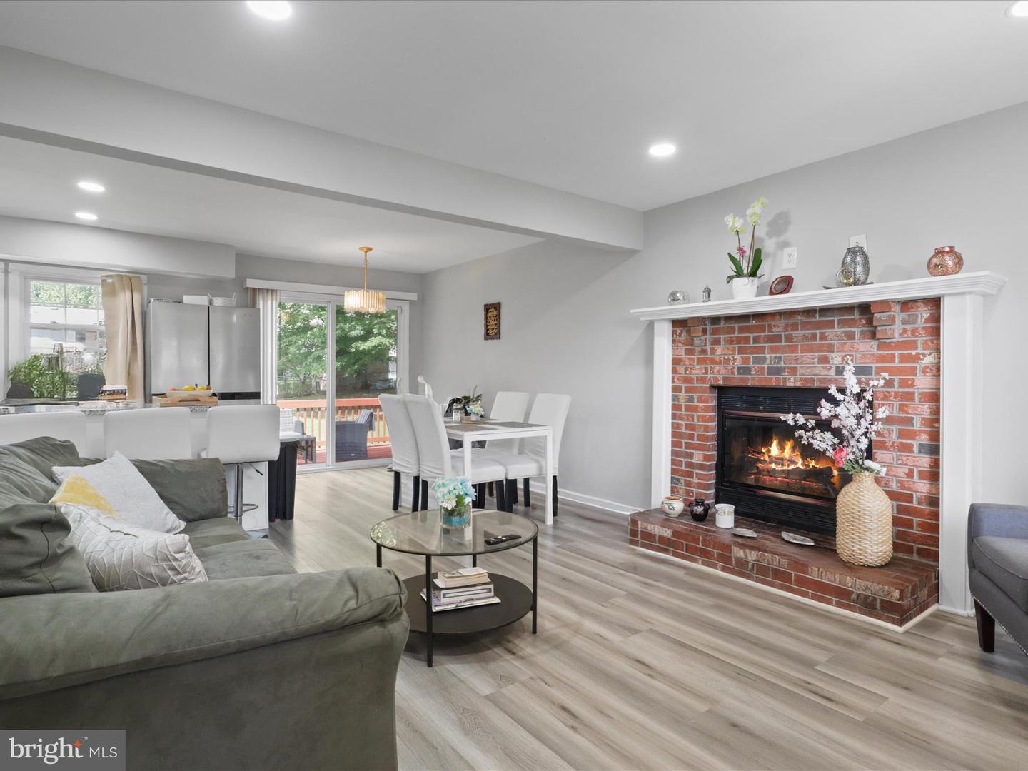4788 KELLY RD, WOODBRIDGE, Virginia 22193, 5 Bedrooms Bedrooms, ,3 BathroomsBathrooms,Residential,For sale,4788 KELLY RD,VAPW2093722 MLS # VAPW2093722