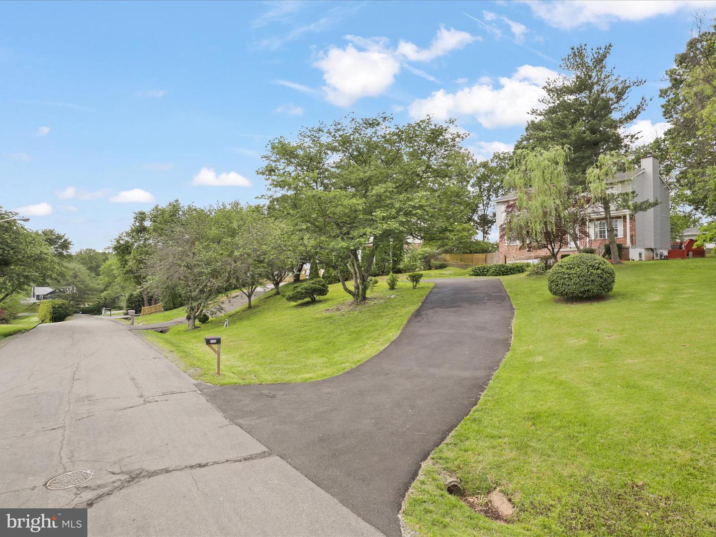 4788 KELLY RD, WOODBRIDGE, Virginia 22193, 5 Bedrooms Bedrooms, ,3 BathroomsBathrooms,Residential,For sale,4788 KELLY RD,VAPW2093722 MLS # VAPW2093722