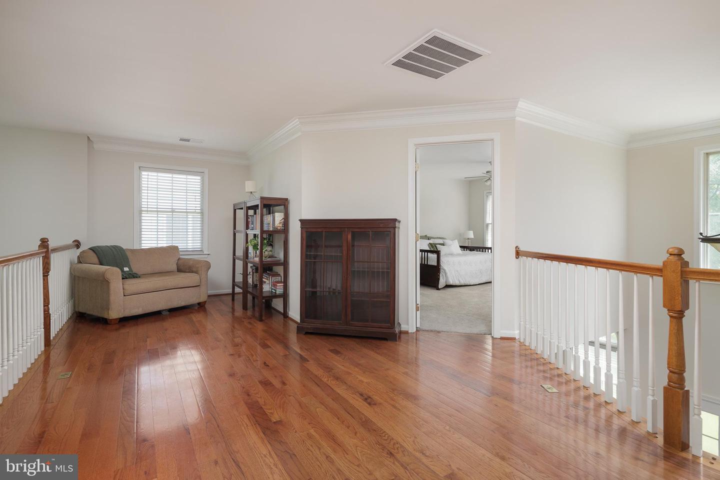 5510 HILLSMAN FARM LN, HAYMARKET, Virginia 20169, 4 Bedrooms Bedrooms, ,4 BathroomsBathrooms,Residential,For sale,5510 HILLSMAN FARM LN,VAPW2094056 MLS # VAPW2094056