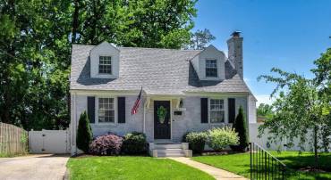 6711 FARRAGUT AVE, FALLS CHURCH, Virginia 22042, 3 Bedrooms Bedrooms, ,2 BathroomsBathrooms,Residential,For sale,6711 FARRAGUT AVE,VAFX2240258 MLS # VAFX2240258