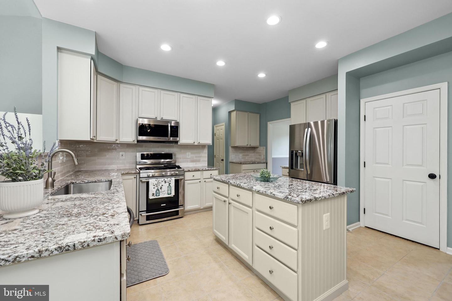 24 MONTGOMERY DR, STAFFORD, Virginia 22556, 4 Bedrooms Bedrooms, ,2 BathroomsBathrooms,Residential,For sale,24 MONTGOMERY DR,VAST2038864 MLS # VAST2038864