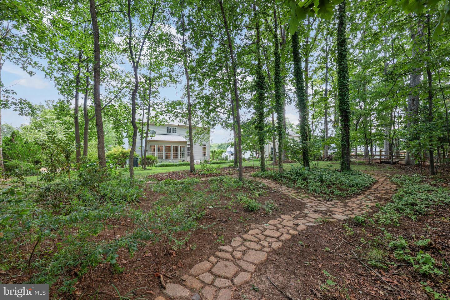 24 MONTGOMERY DR, STAFFORD, Virginia 22556, 4 Bedrooms Bedrooms, ,2 BathroomsBathrooms,Residential,For sale,24 MONTGOMERY DR,VAST2038864 MLS # VAST2038864
