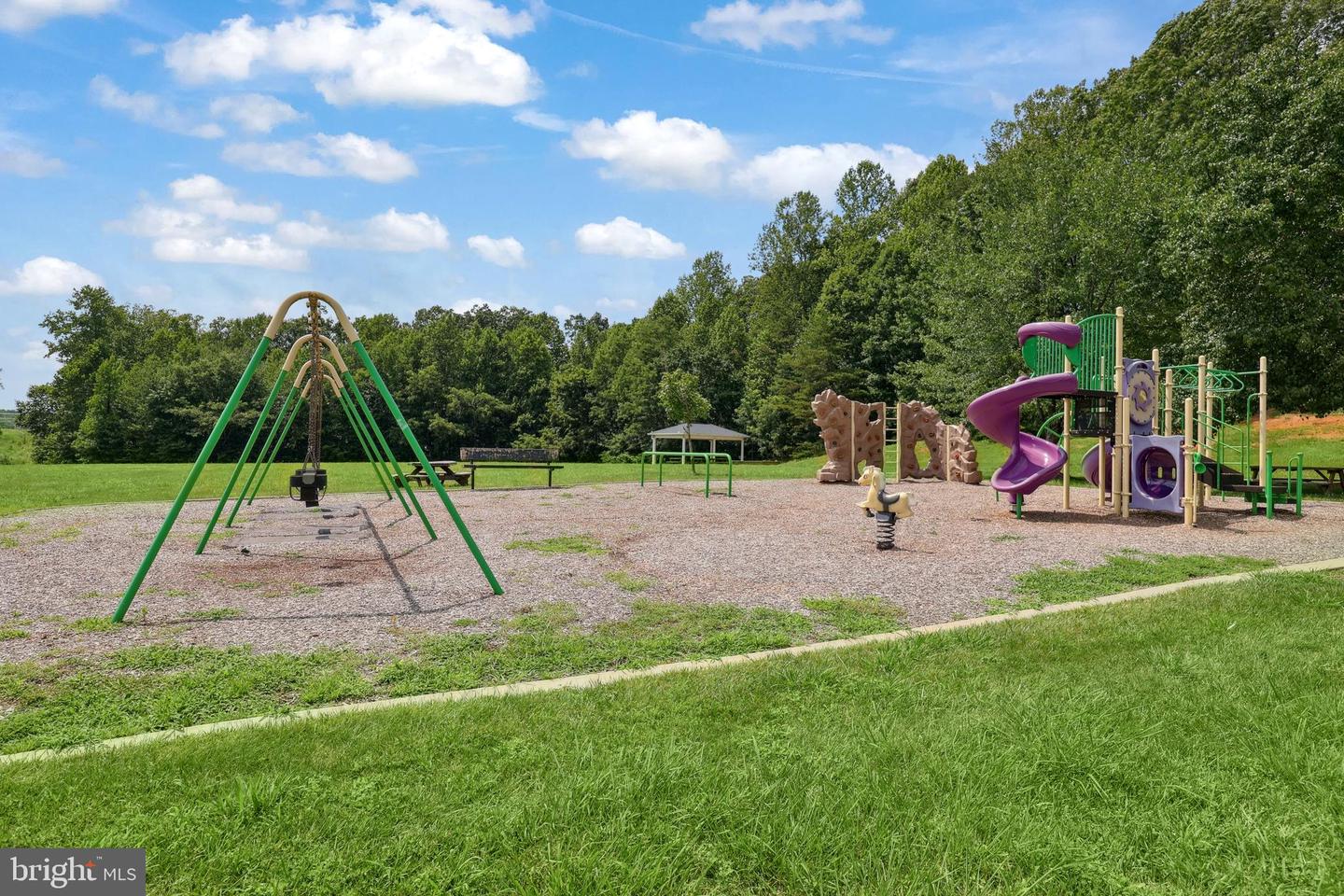24 MONTGOMERY DR, STAFFORD, Virginia 22556, 4 Bedrooms Bedrooms, ,2 BathroomsBathrooms,Residential,For sale,24 MONTGOMERY DR,VAST2038864 MLS # VAST2038864