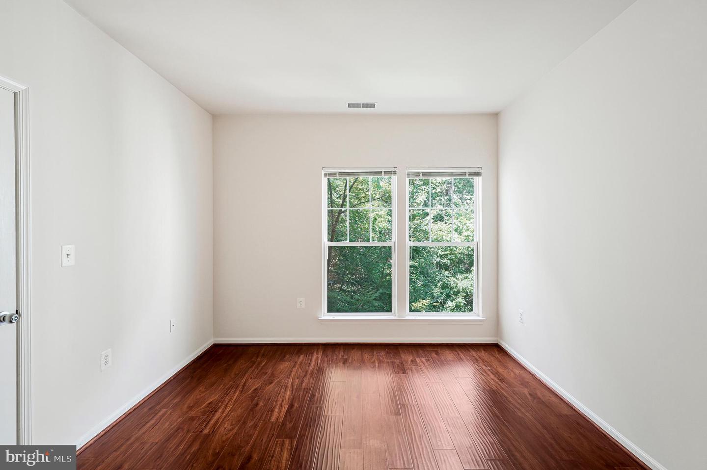 1505 N POINT DR #203, RESTON, Virginia 20194, 2 Bedrooms Bedrooms, ,2 BathroomsBathrooms,Residential,For sale,1505 N POINT DR #203,VAFX2243884 MLS # VAFX2243884