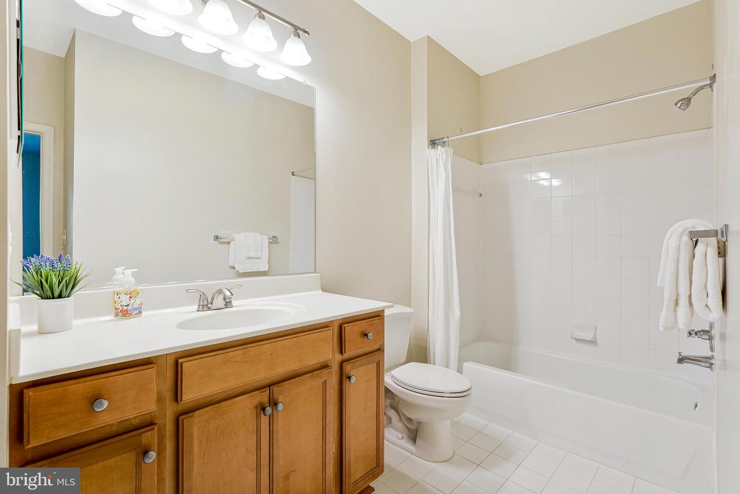 1505 N POINT DR #203, RESTON, Virginia 20194, 2 Bedrooms Bedrooms, ,2 BathroomsBathrooms,Residential,For sale,1505 N POINT DR #203,VAFX2243884 MLS # VAFX2243884