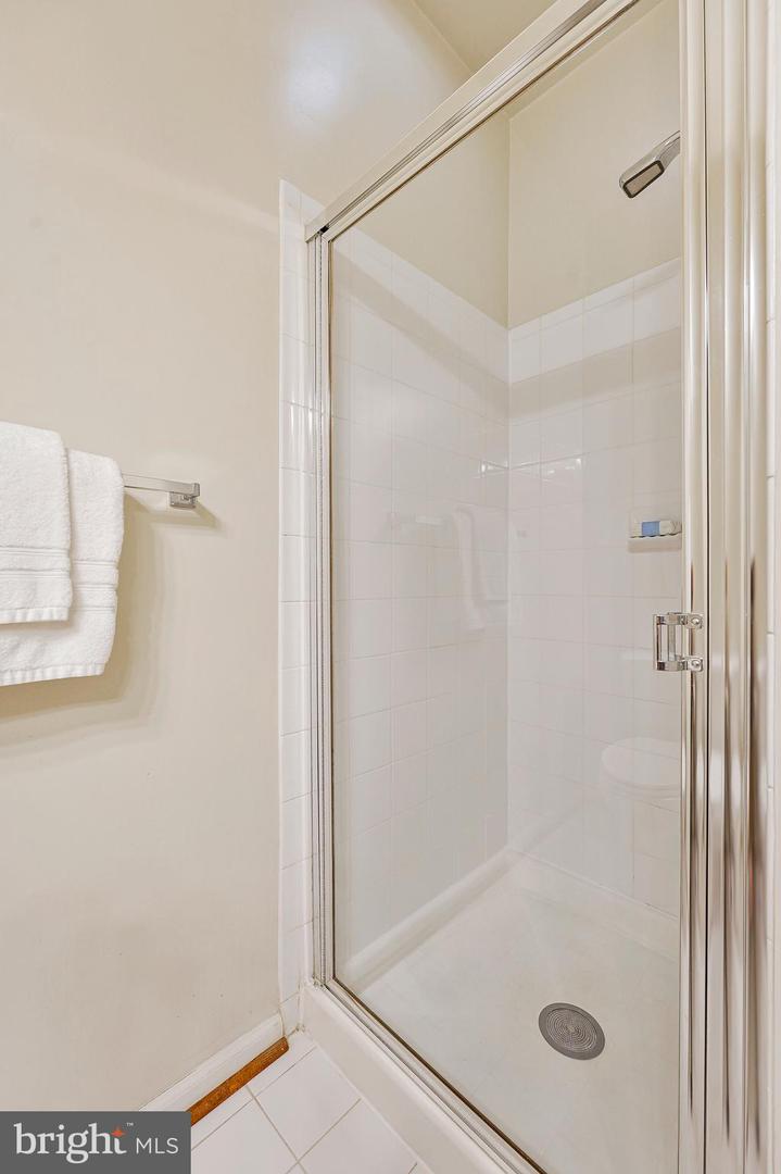 1505 N POINT DR #203, RESTON, Virginia 20194, 2 Bedrooms Bedrooms, ,2 BathroomsBathrooms,Residential,For sale,1505 N POINT DR #203,VAFX2243884 MLS # VAFX2243884