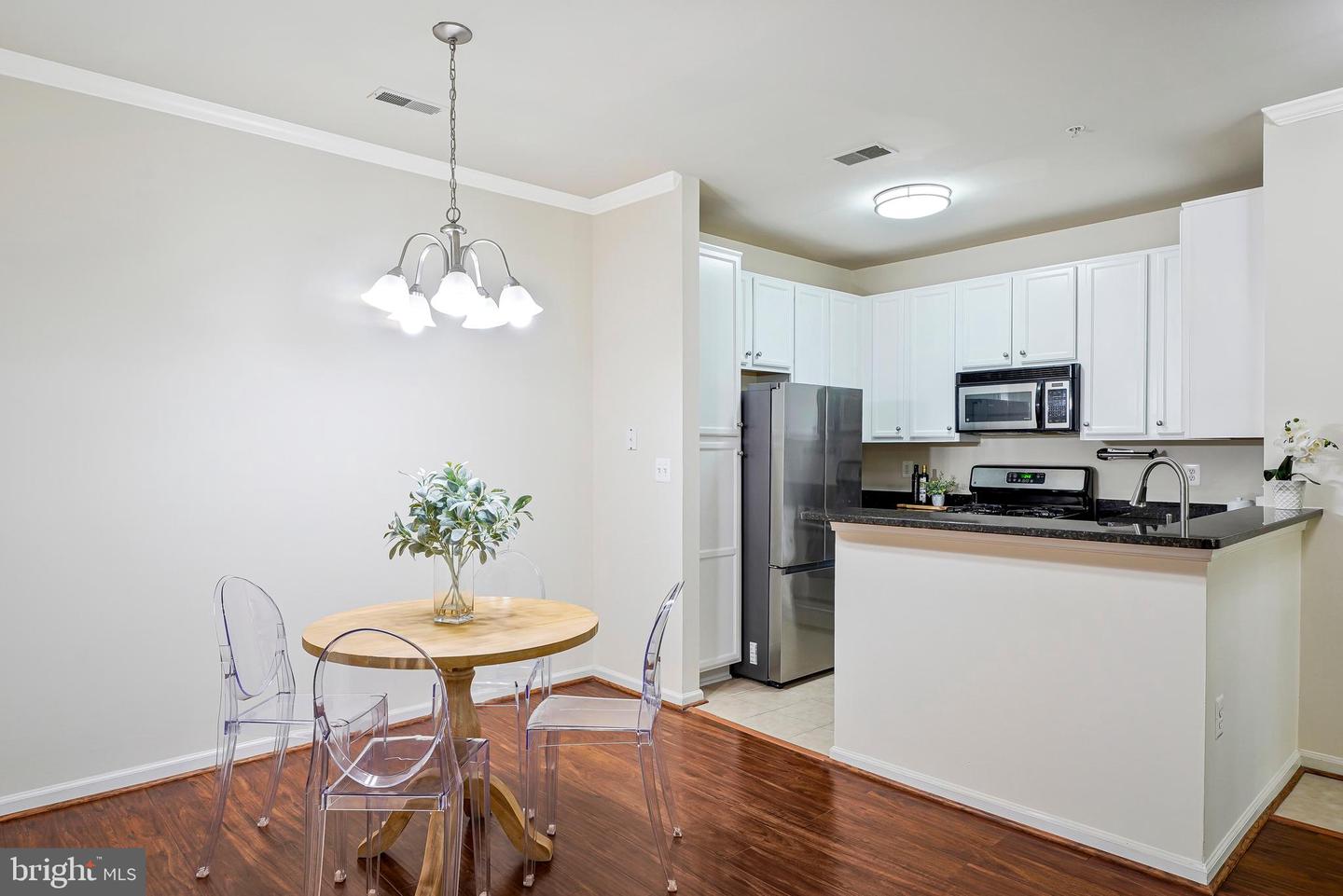 1505 N POINT DR #203, RESTON, Virginia 20194, 2 Bedrooms Bedrooms, ,2 BathroomsBathrooms,Residential,For sale,1505 N POINT DR #203,VAFX2243884 MLS # VAFX2243884