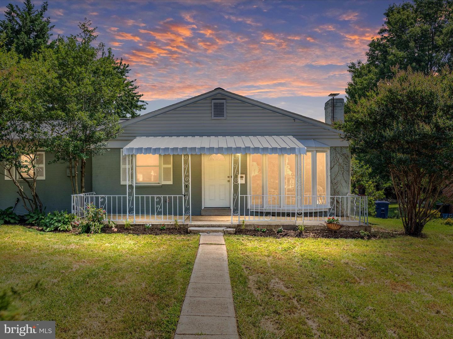 912 GRANT ST, HERNDON, Virginia 20170, 3 Bedrooms Bedrooms, ,2 BathroomsBathrooms,Residential,For sale,912 GRANT ST,VAFX2246026 MLS # VAFX2246026
