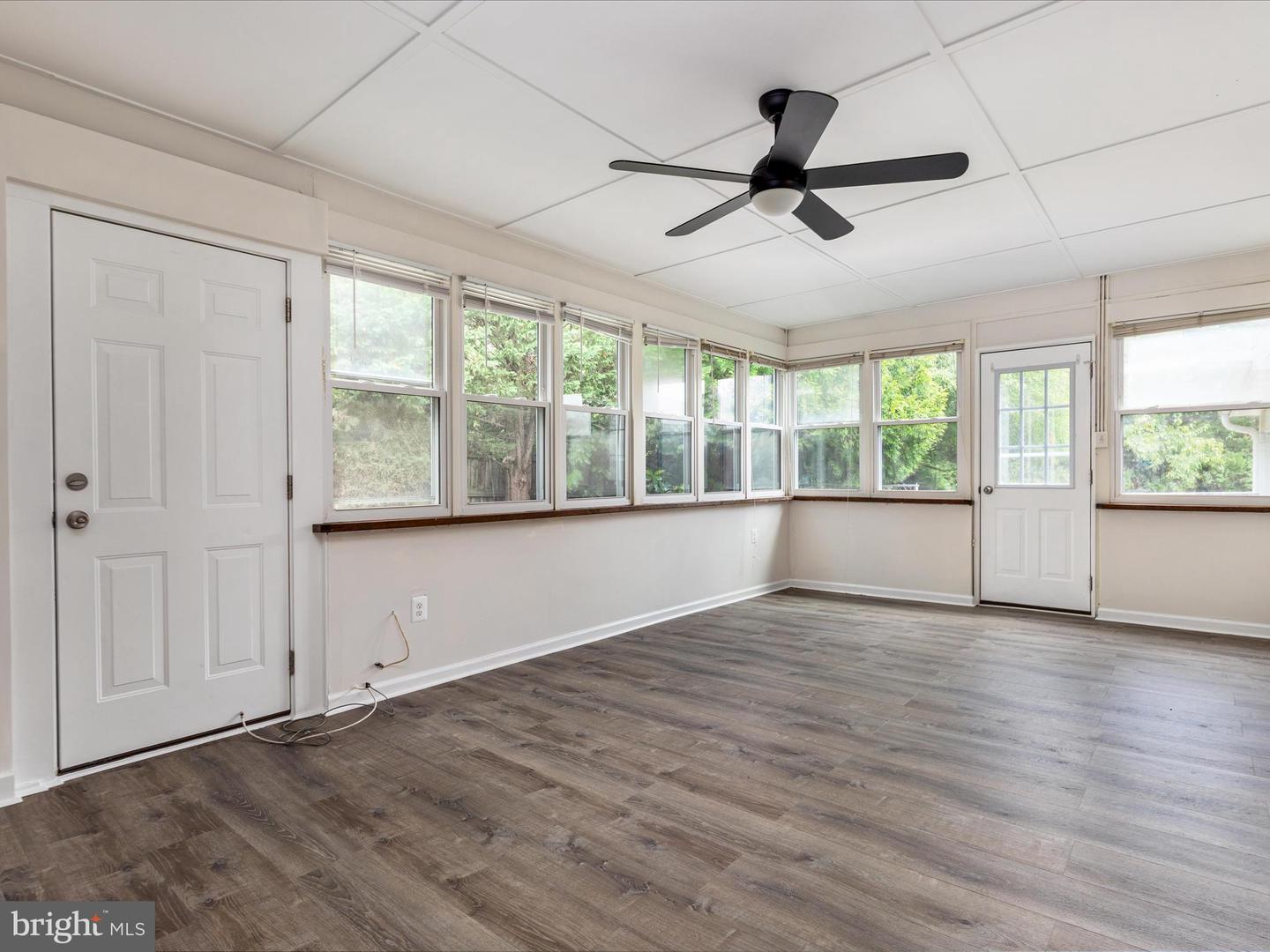912 GRANT ST, HERNDON, Virginia 20170, 3 Bedrooms Bedrooms, ,2 BathroomsBathrooms,Residential,For sale,912 GRANT ST,VAFX2246026 MLS # VAFX2246026