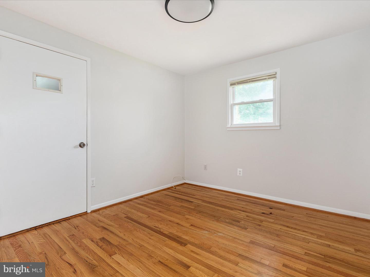 912 GRANT ST, HERNDON, Virginia 20170, 3 Bedrooms Bedrooms, ,2 BathroomsBathrooms,Residential,For sale,912 GRANT ST,VAFX2246026 MLS # VAFX2246026
