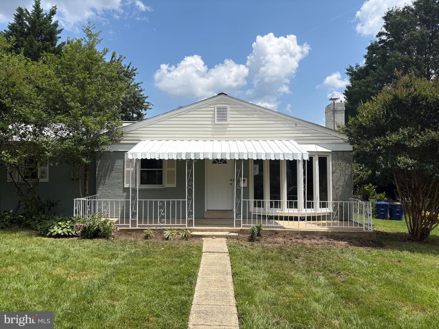 912 GRANT ST, HERNDON, Virginia 20170, 3 Bedrooms Bedrooms, ,2 BathroomsBathrooms,Residential,For sale,912 GRANT ST,VAFX2246026 MLS # VAFX2246026