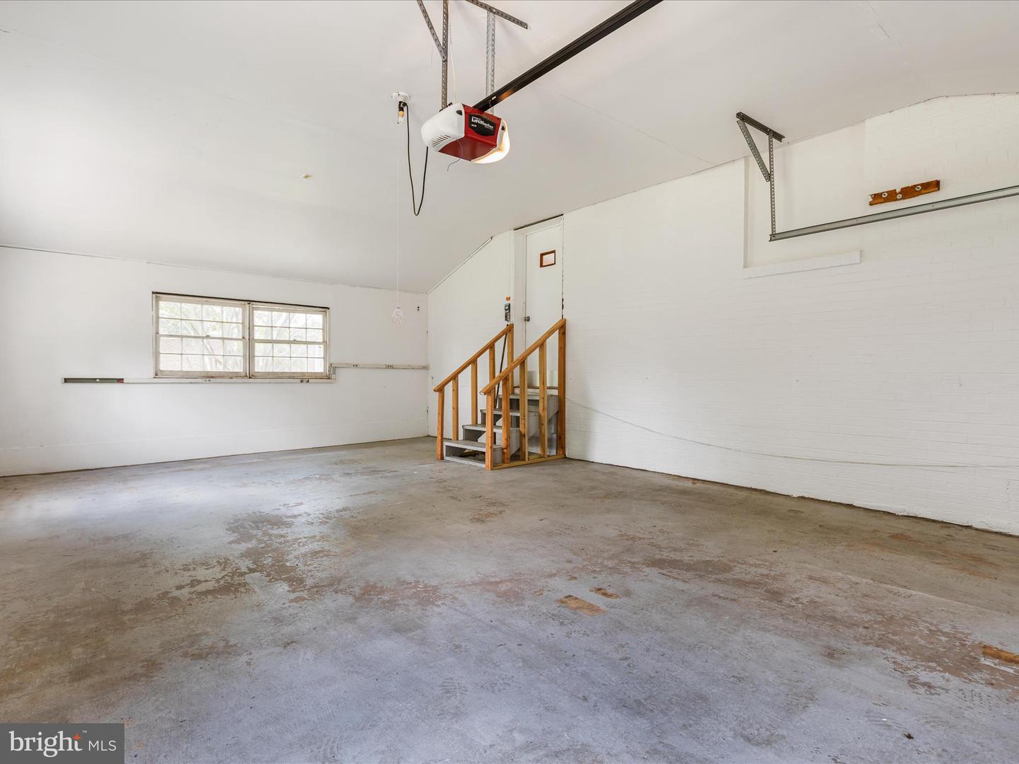 912 GRANT ST, HERNDON, Virginia 20170, 3 Bedrooms Bedrooms, ,2 BathroomsBathrooms,Residential,For sale,912 GRANT ST,VAFX2246026 MLS # VAFX2246026