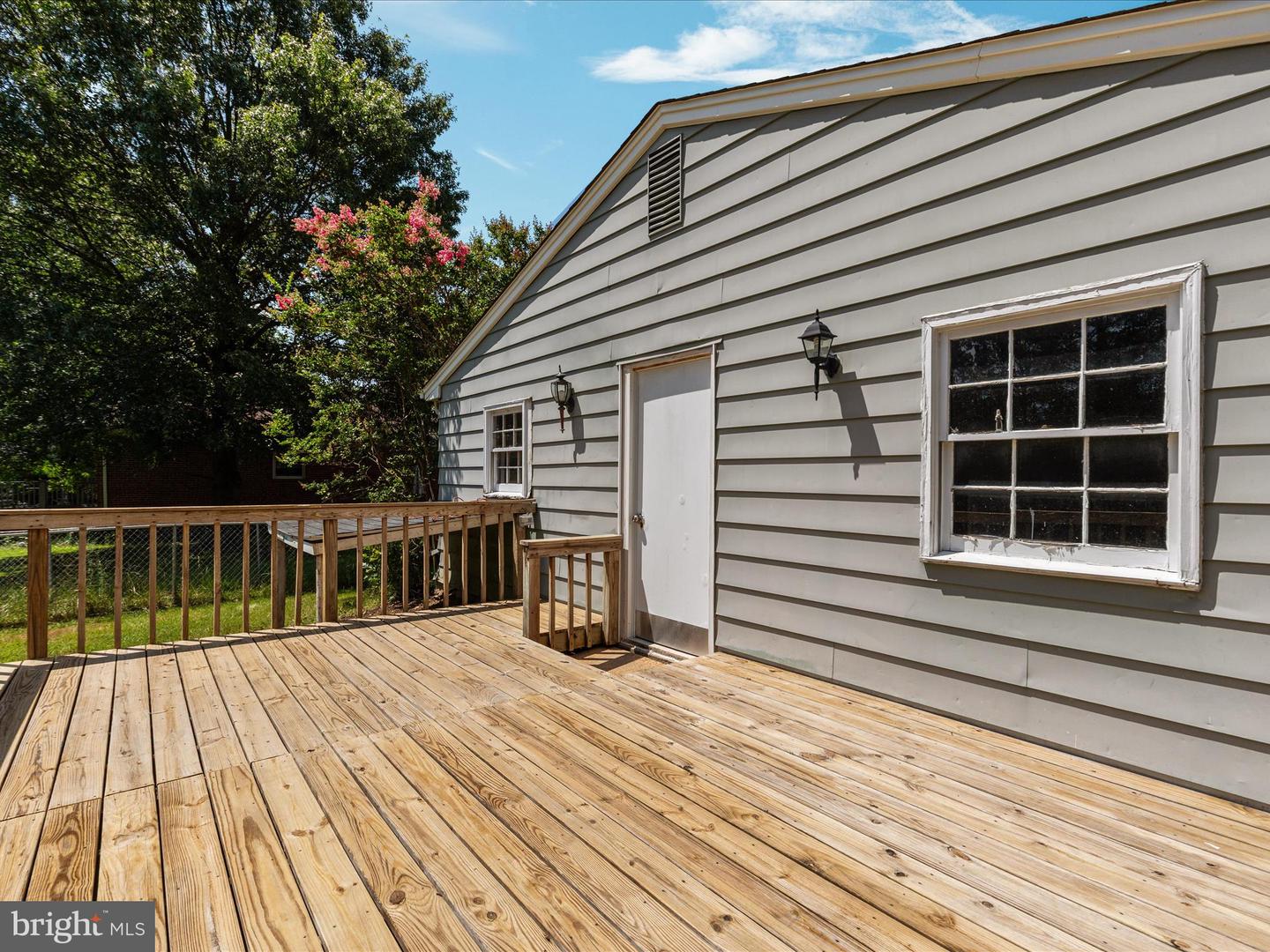 912 GRANT ST, HERNDON, Virginia 20170, 3 Bedrooms Bedrooms, ,2 BathroomsBathrooms,Residential,For sale,912 GRANT ST,VAFX2246026 MLS # VAFX2246026
