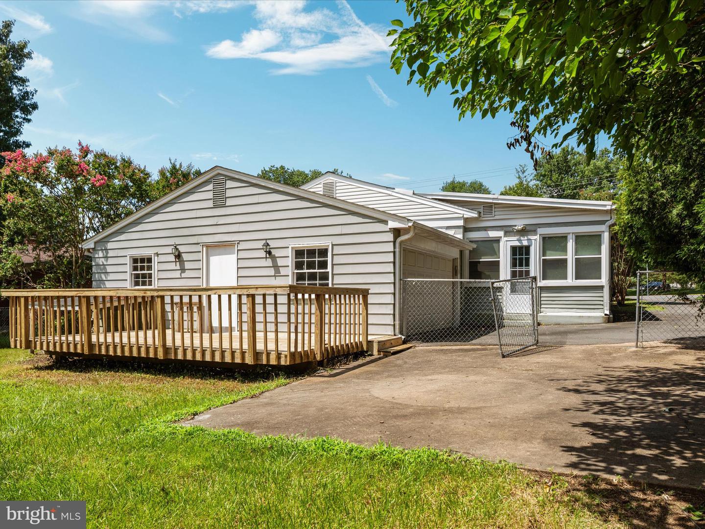 912 GRANT ST, HERNDON, Virginia 20170, 3 Bedrooms Bedrooms, ,2 BathroomsBathrooms,Residential,For sale,912 GRANT ST,VAFX2246026 MLS # VAFX2246026