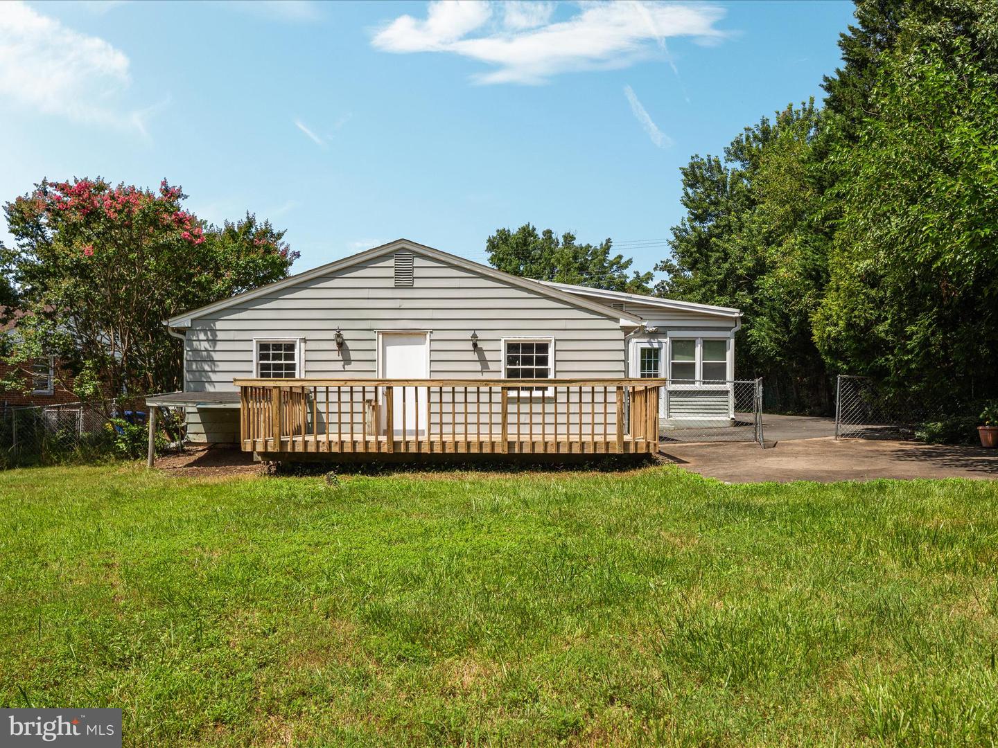 912 GRANT ST, HERNDON, Virginia 20170, 3 Bedrooms Bedrooms, ,2 BathroomsBathrooms,Residential,For sale,912 GRANT ST,VAFX2246026 MLS # VAFX2246026