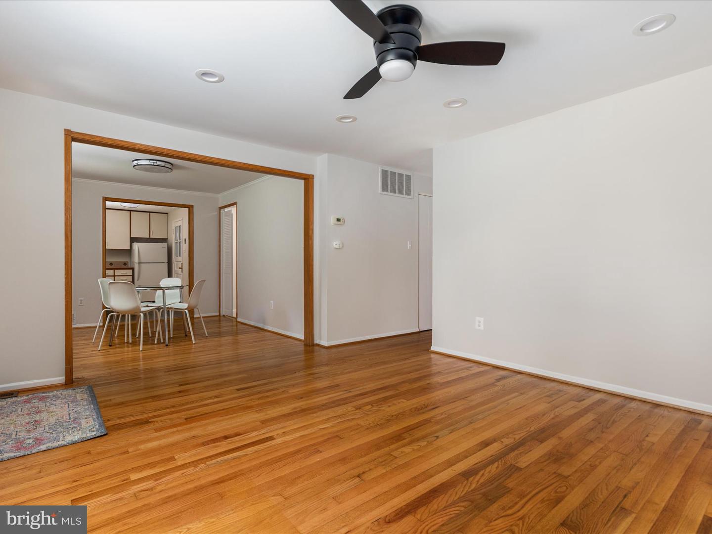 912 GRANT ST, HERNDON, Virginia 20170, 3 Bedrooms Bedrooms, ,2 BathroomsBathrooms,Residential,For sale,912 GRANT ST,VAFX2246026 MLS # VAFX2246026