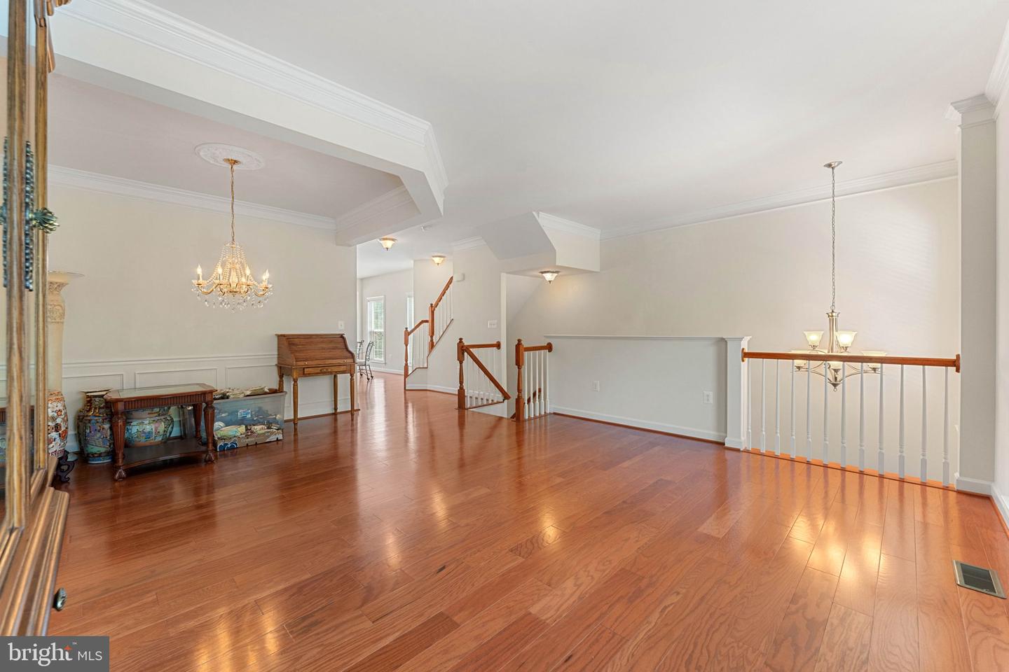 6076 POPES CREEK PL, HAYMARKET, Virginia 20169, 3 Bedrooms Bedrooms, ,3 BathroomsBathrooms,Residential,For sale,6076 POPES CREEK PL,VAPW2096978 MLS # VAPW2096978