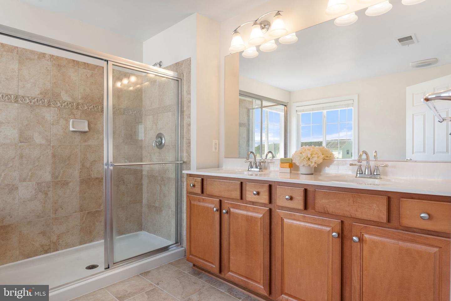 6076 POPES CREEK PL, HAYMARKET, Virginia 20169, 3 Bedrooms Bedrooms, ,3 BathroomsBathrooms,Residential,For sale,6076 POPES CREEK PL,VAPW2096978 MLS # VAPW2096978