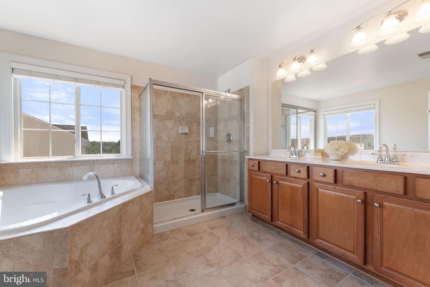 6076 POPES CREEK PL, HAYMARKET, Virginia 20169, 3 Bedrooms Bedrooms, ,3 BathroomsBathrooms,Residential,For sale,6076 POPES CREEK PL,VAPW2096978 MLS # VAPW2096978