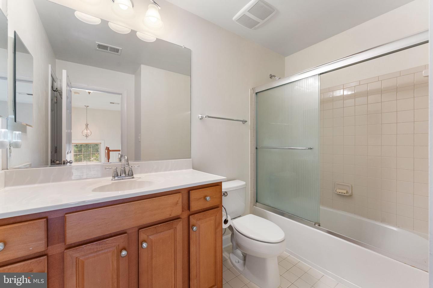 6076 POPES CREEK PL, HAYMARKET, Virginia 20169, 3 Bedrooms Bedrooms, ,3 BathroomsBathrooms,Residential,For sale,6076 POPES CREEK PL,VAPW2096978 MLS # VAPW2096978