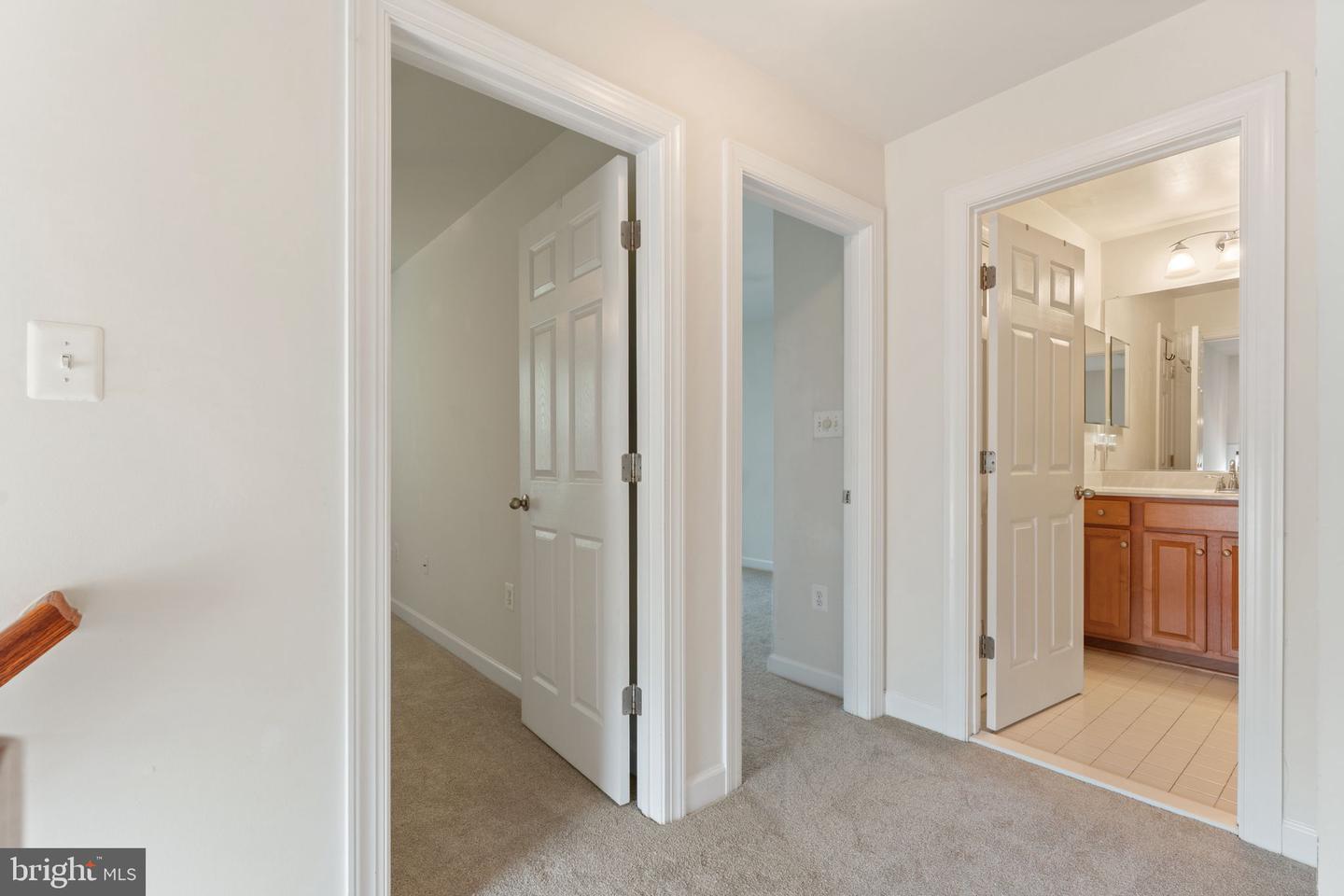 6076 POPES CREEK PL, HAYMARKET, Virginia 20169, 3 Bedrooms Bedrooms, ,3 BathroomsBathrooms,Residential,For sale,6076 POPES CREEK PL,VAPW2096978 MLS # VAPW2096978