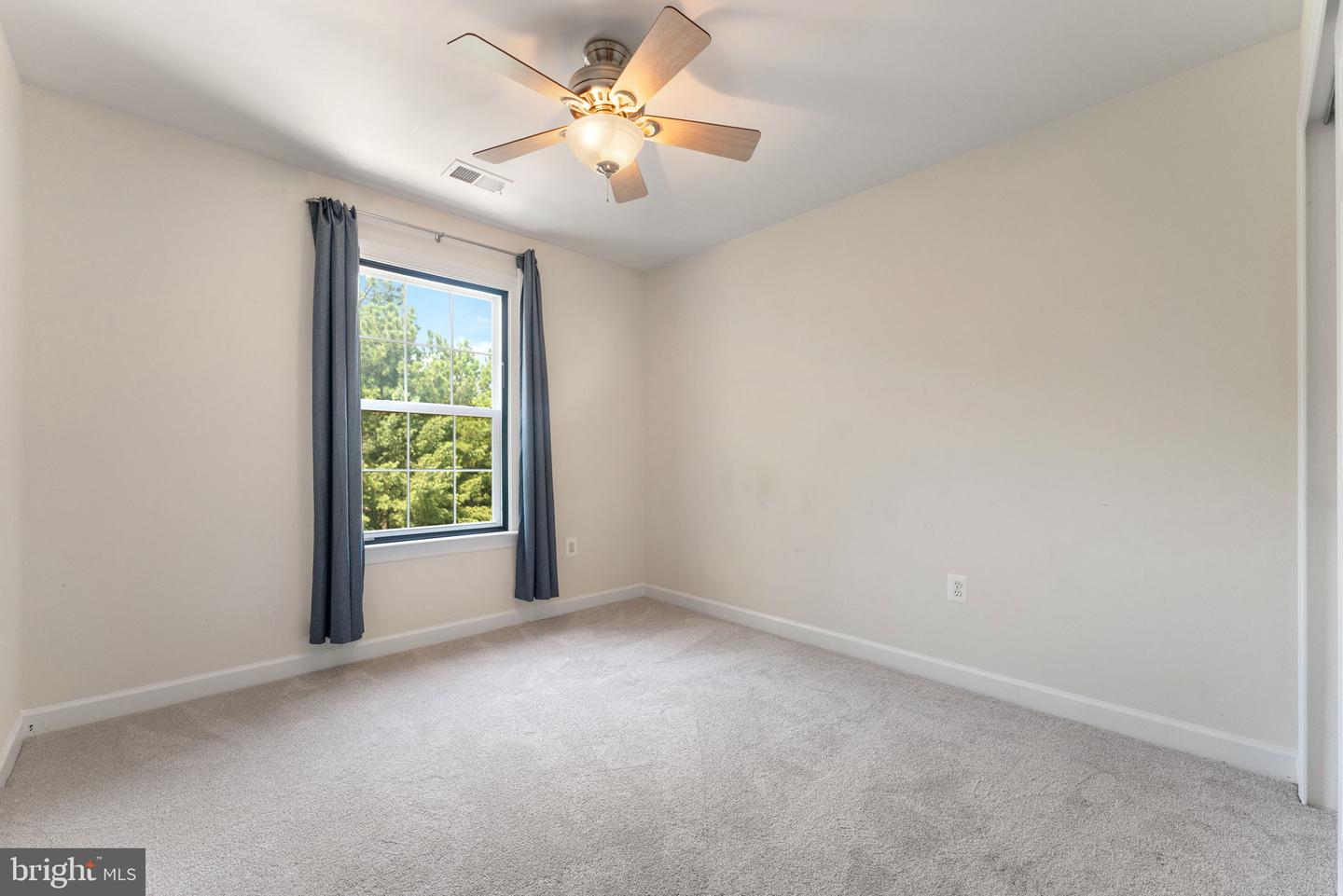 6076 POPES CREEK PL, HAYMARKET, Virginia 20169, 3 Bedrooms Bedrooms, ,3 BathroomsBathrooms,Residential,For sale,6076 POPES CREEK PL,VAPW2096978 MLS # VAPW2096978