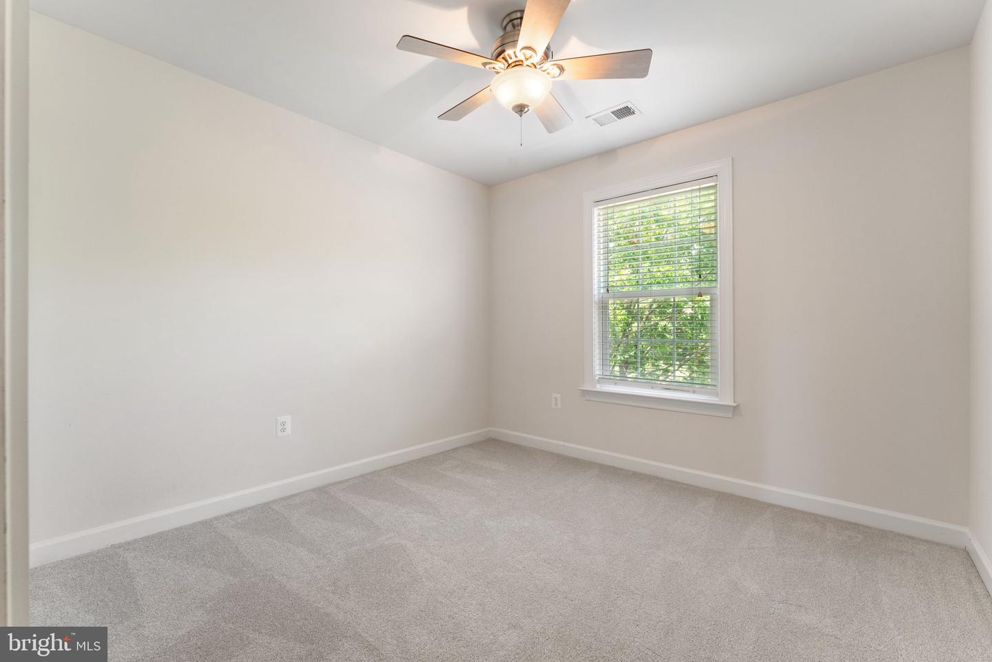 6076 POPES CREEK PL, HAYMARKET, Virginia 20169, 3 Bedrooms Bedrooms, ,3 BathroomsBathrooms,Residential,For sale,6076 POPES CREEK PL,VAPW2096978 MLS # VAPW2096978