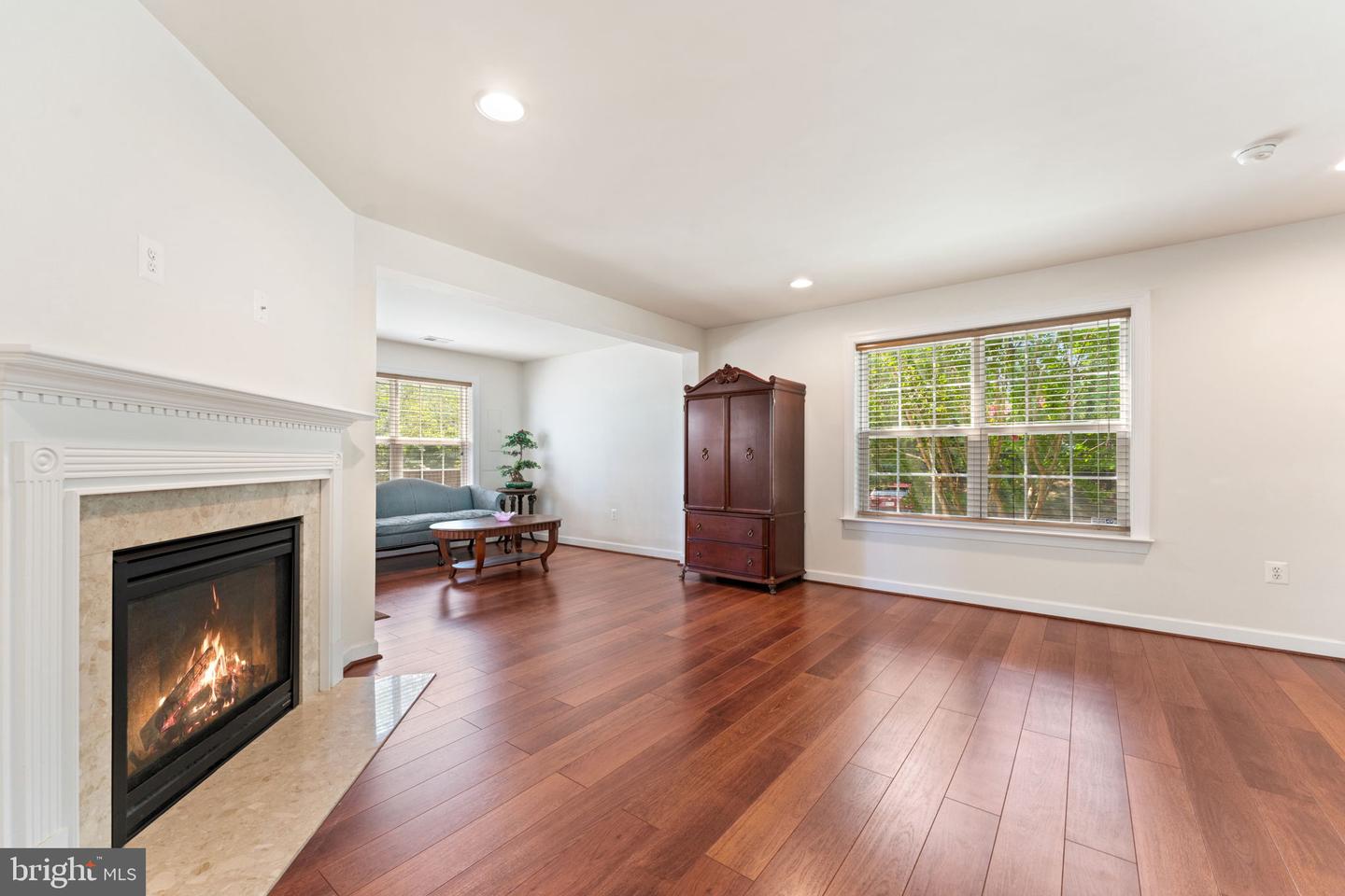 6076 POPES CREEK PL, HAYMARKET, Virginia 20169, 3 Bedrooms Bedrooms, ,3 BathroomsBathrooms,Residential,For sale,6076 POPES CREEK PL,VAPW2096978 MLS # VAPW2096978
