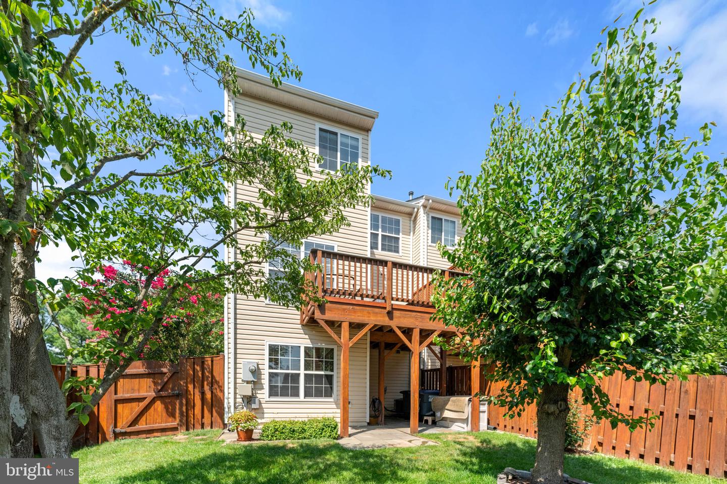 6076 POPES CREEK PL, HAYMARKET, Virginia 20169, 3 Bedrooms Bedrooms, ,3 BathroomsBathrooms,Residential,For sale,6076 POPES CREEK PL,VAPW2096978 MLS # VAPW2096978