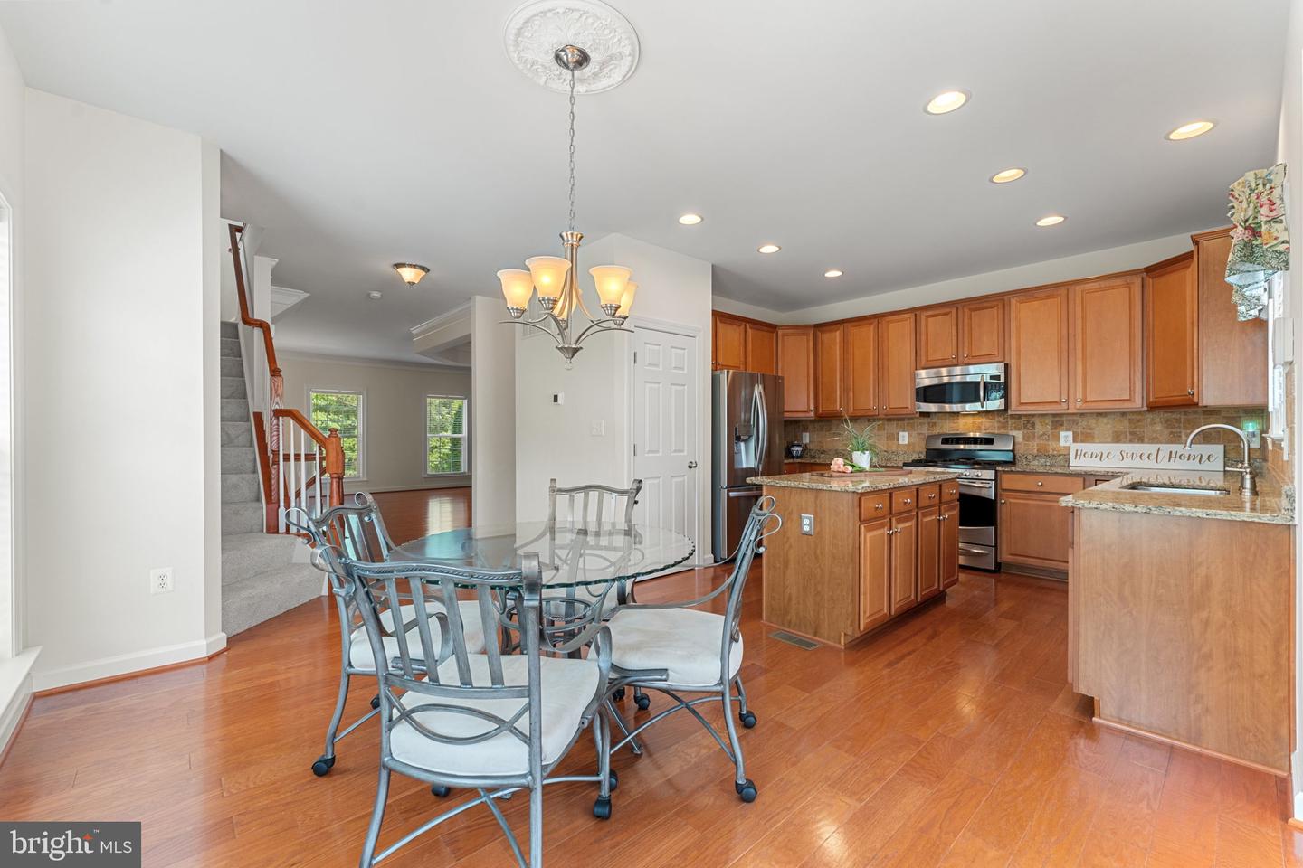 6076 POPES CREEK PL, HAYMARKET, Virginia 20169, 3 Bedrooms Bedrooms, ,3 BathroomsBathrooms,Residential,For sale,6076 POPES CREEK PL,VAPW2096978 MLS # VAPW2096978