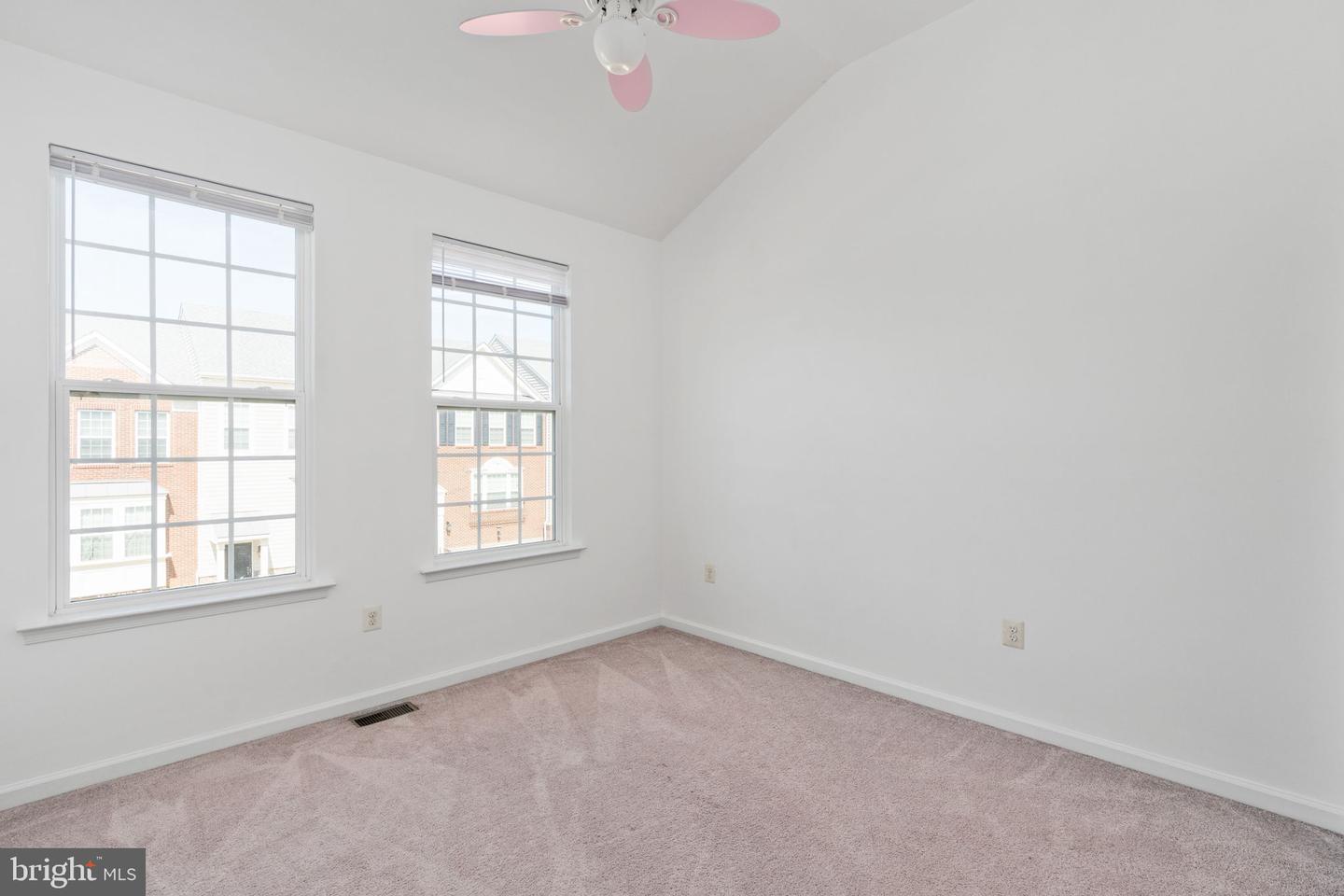 19 COULTER LN, STAFFORD, Virginia 22554, 3 Bedrooms Bedrooms, ,3 BathroomsBathrooms,Residential,For sale,19 COULTER LN,VAST2039812 MLS # VAST2039812