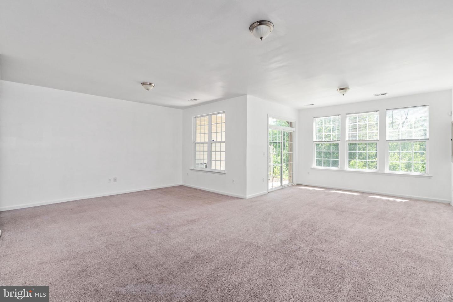 19 COULTER LN, STAFFORD, Virginia 22554, 3 Bedrooms Bedrooms, ,3 BathroomsBathrooms,Residential,For sale,19 COULTER LN,VAST2039812 MLS # VAST2039812