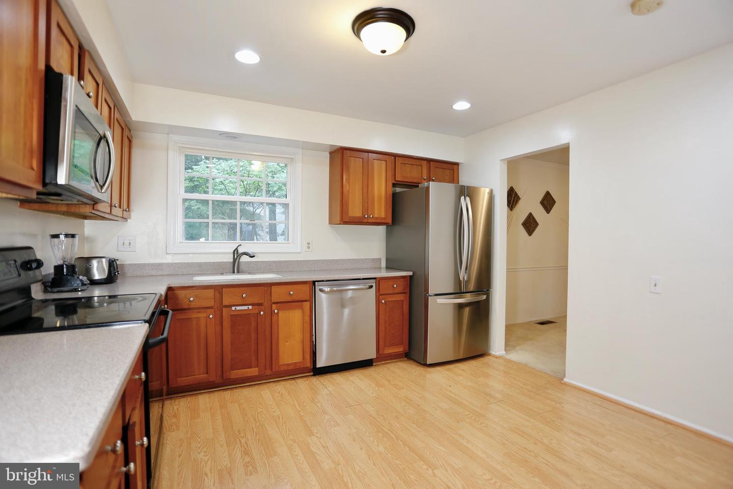 10731 BEAR OAK CT, BURKE, Virginia 22015, 5 Bedrooms Bedrooms, ,4 BathroomsBathrooms,Residential,For sale,10731 BEAR OAK CT,VAFX2247916 MLS # VAFX2247916