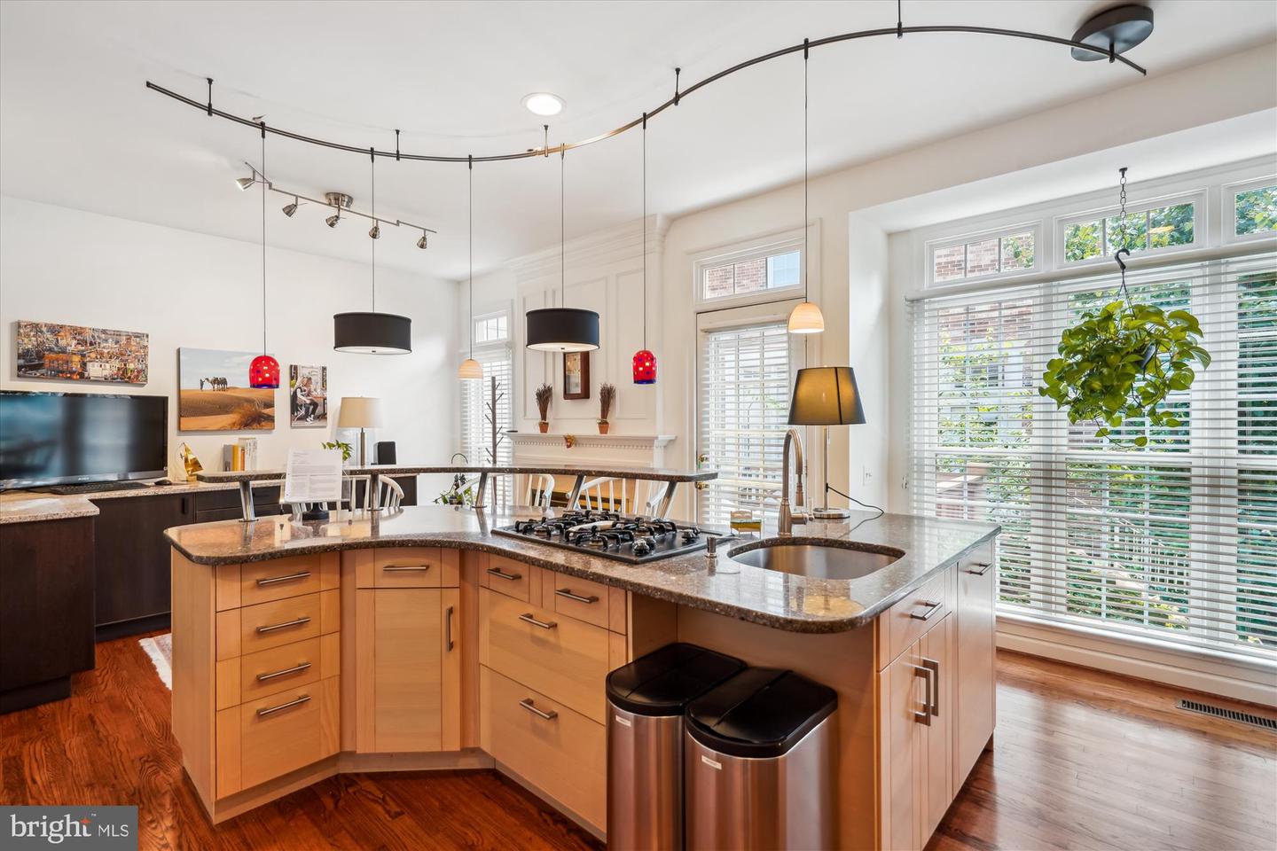 4692 KIRKPATRICK LN, ALEXANDRIA, Virginia 22311, 3 Bedrooms Bedrooms, ,3 BathroomsBathrooms,Residential,For sale,4692 KIRKPATRICK LN,VAAX2046966 MLS # VAAX2046966